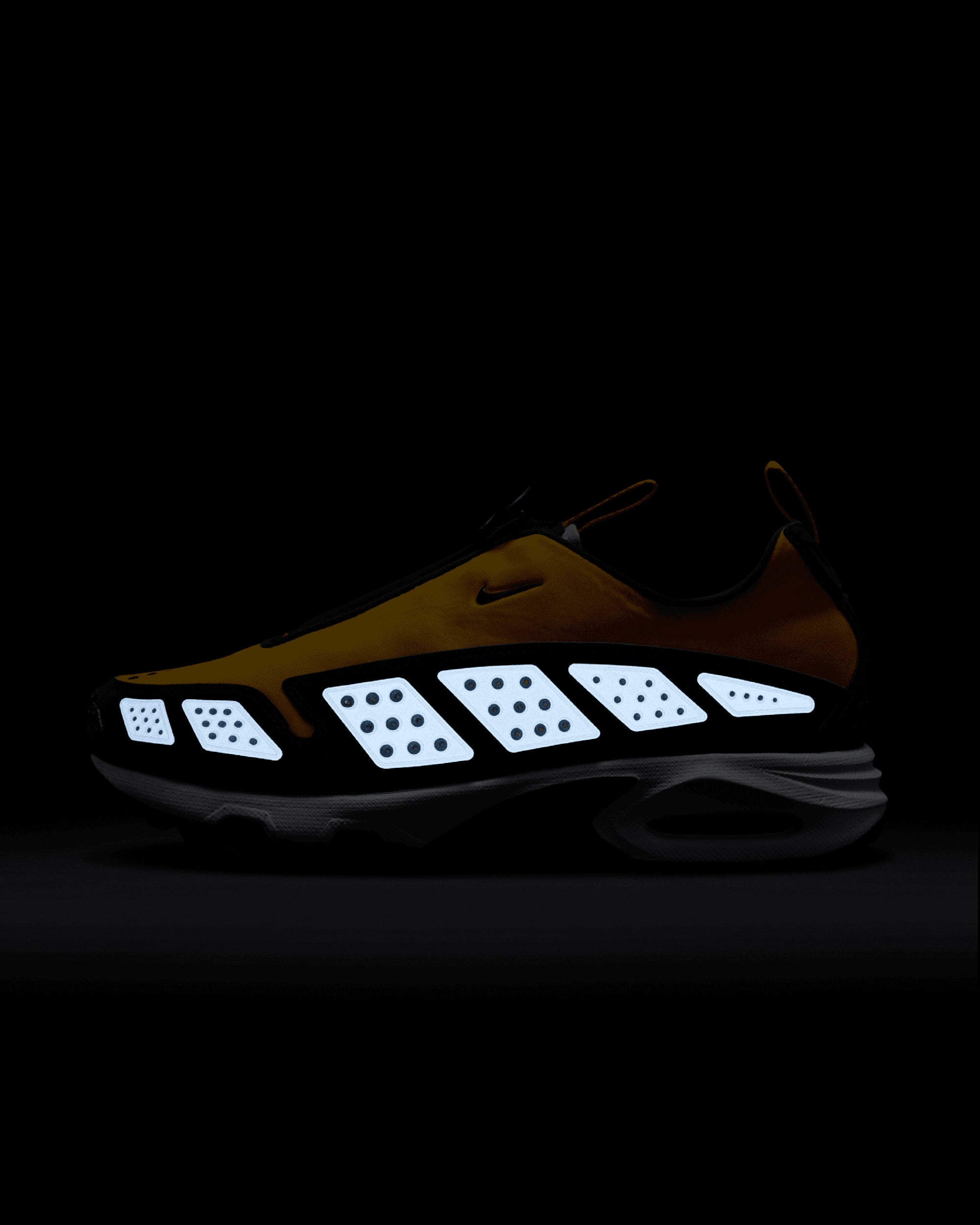 Nike Women's Air Max SNDR 