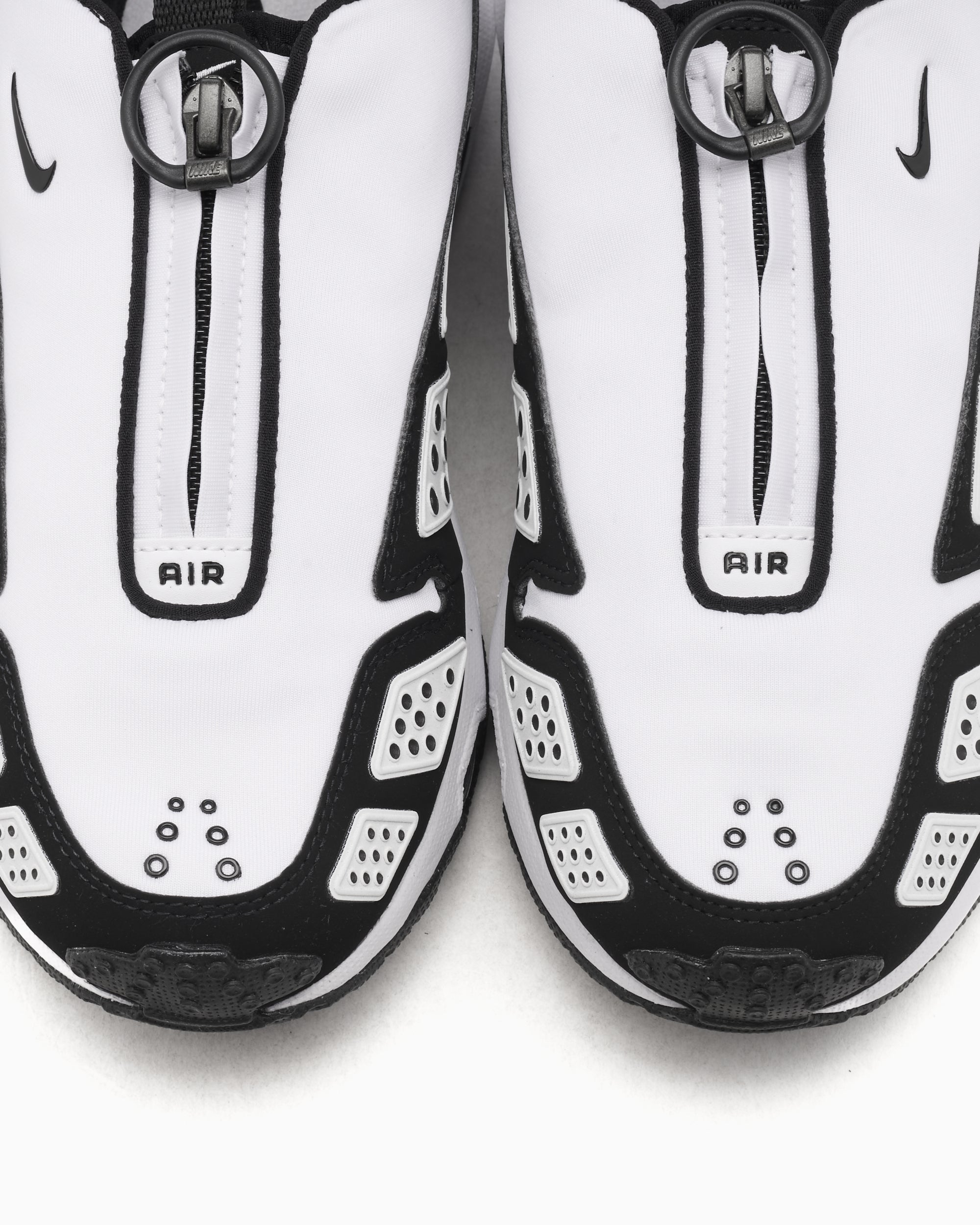 Nike Women's Air Max SNDR 