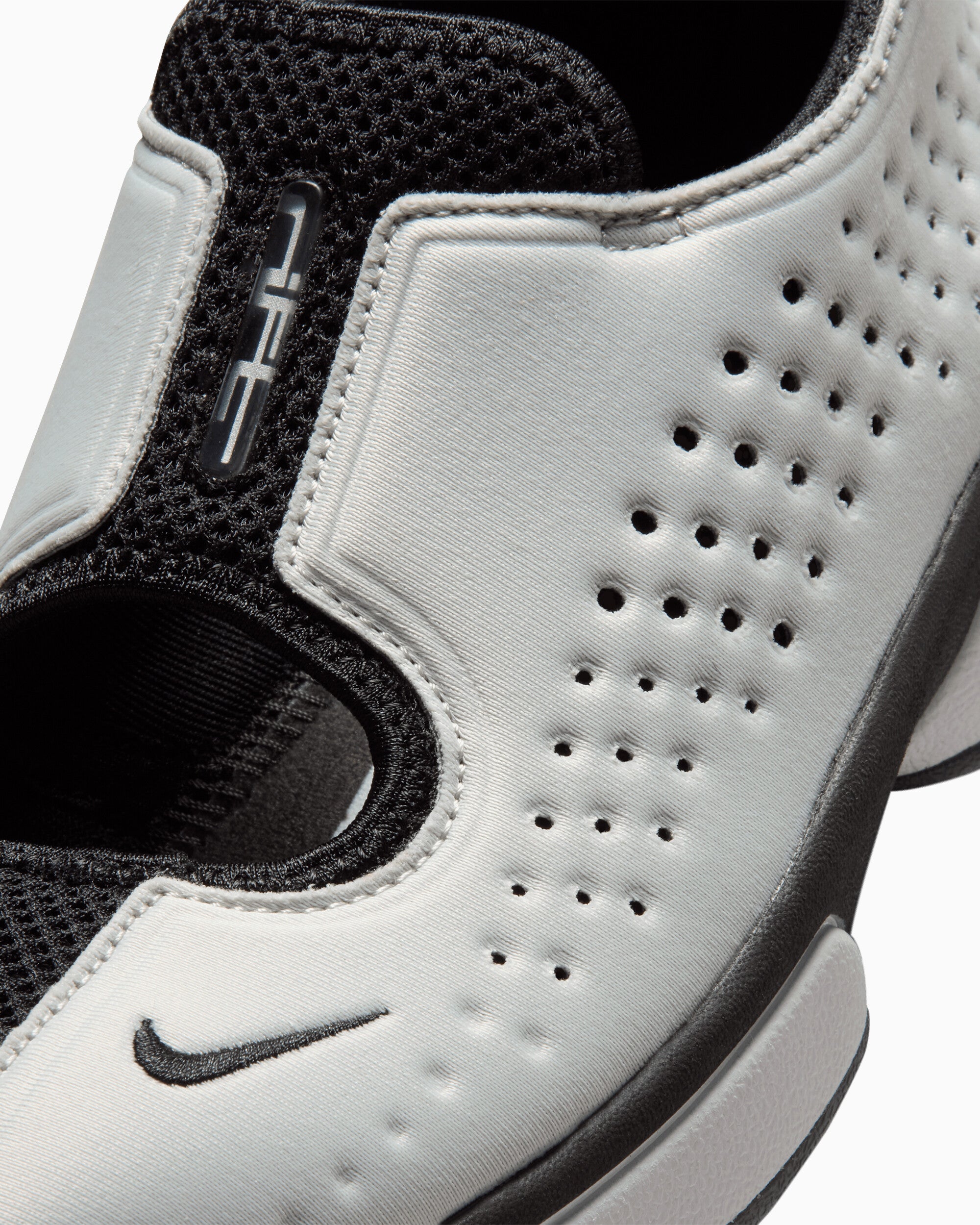 Sneakers Nike Women's Air Rift 2 "White Swan" - IQ8006-003