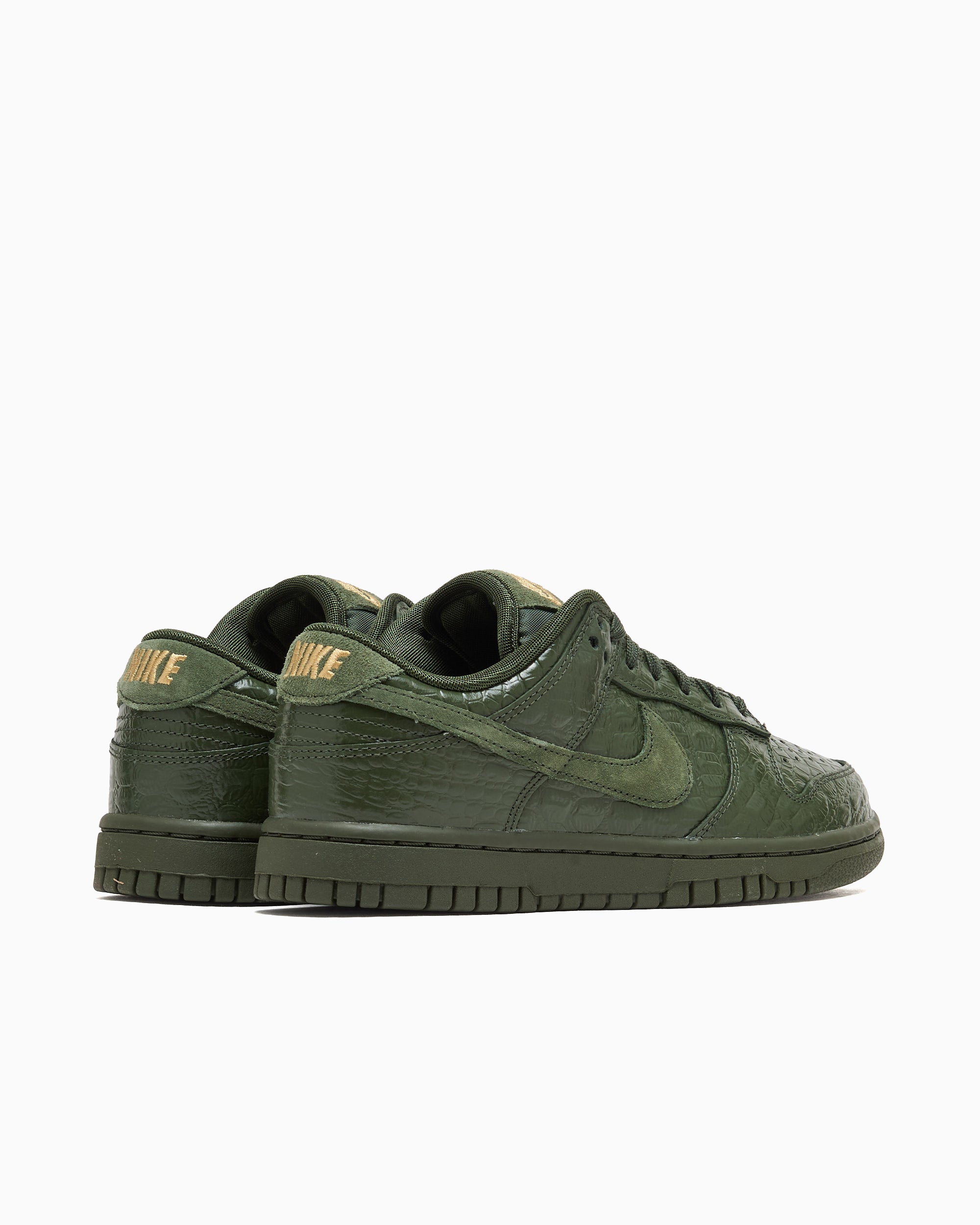 Nike Women's Dunk Low 