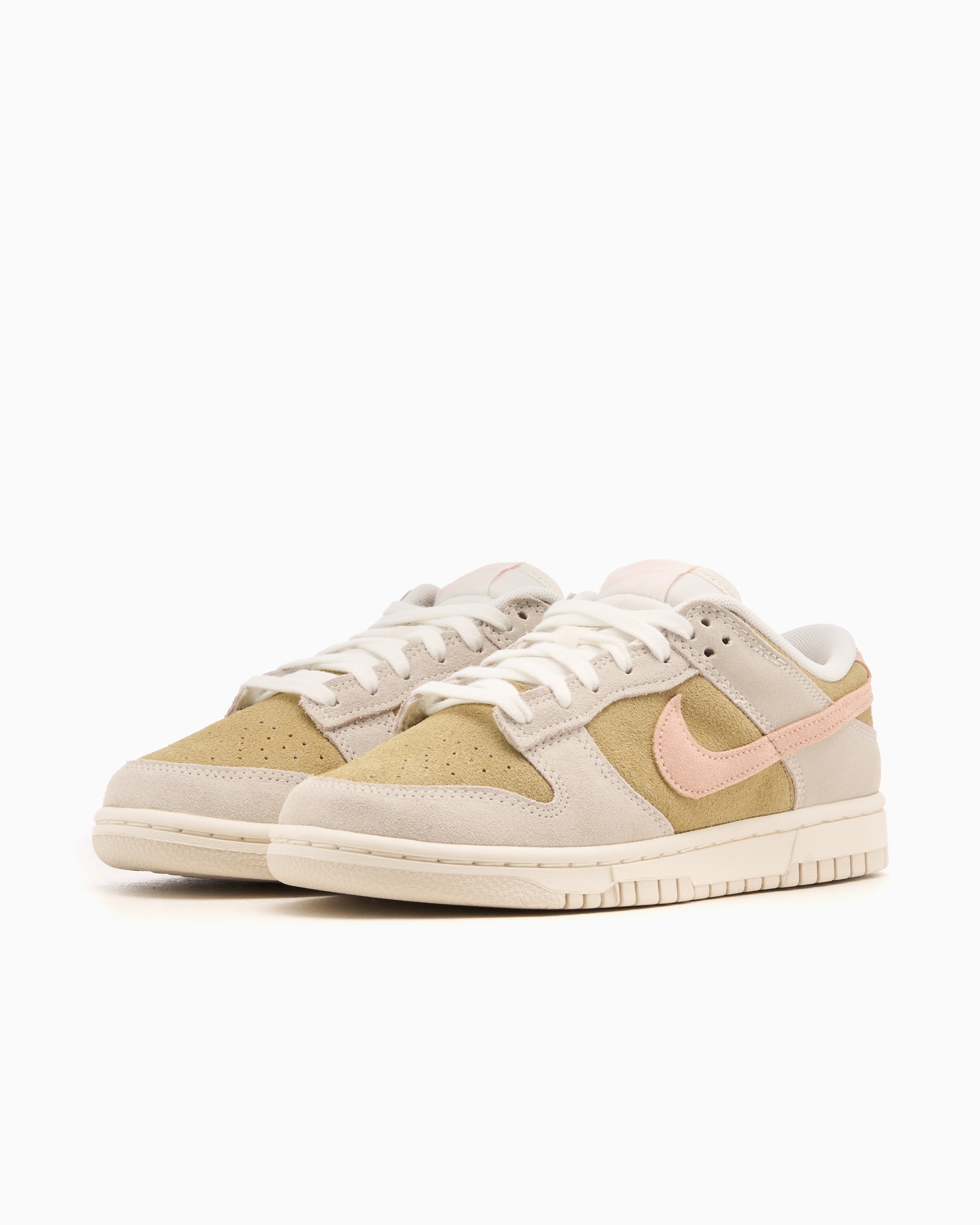 Nike Women's Dunk Low