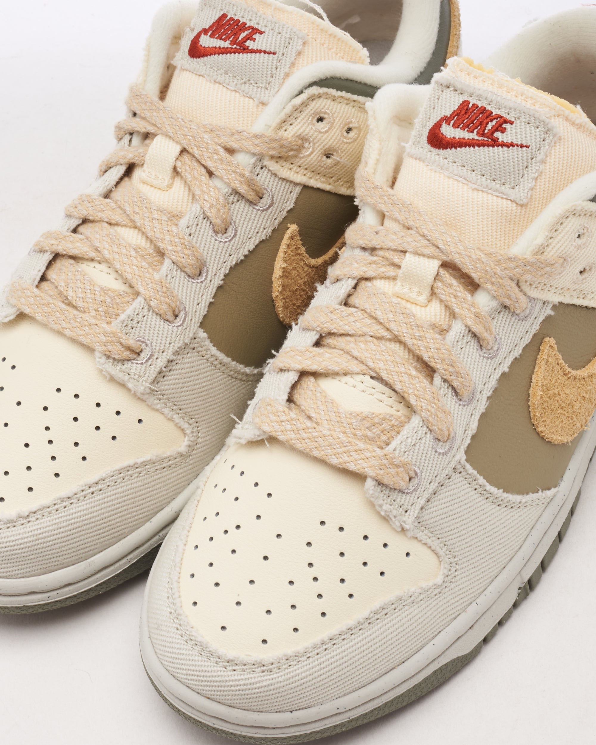 sneakers-nike-womens-dunk-low-