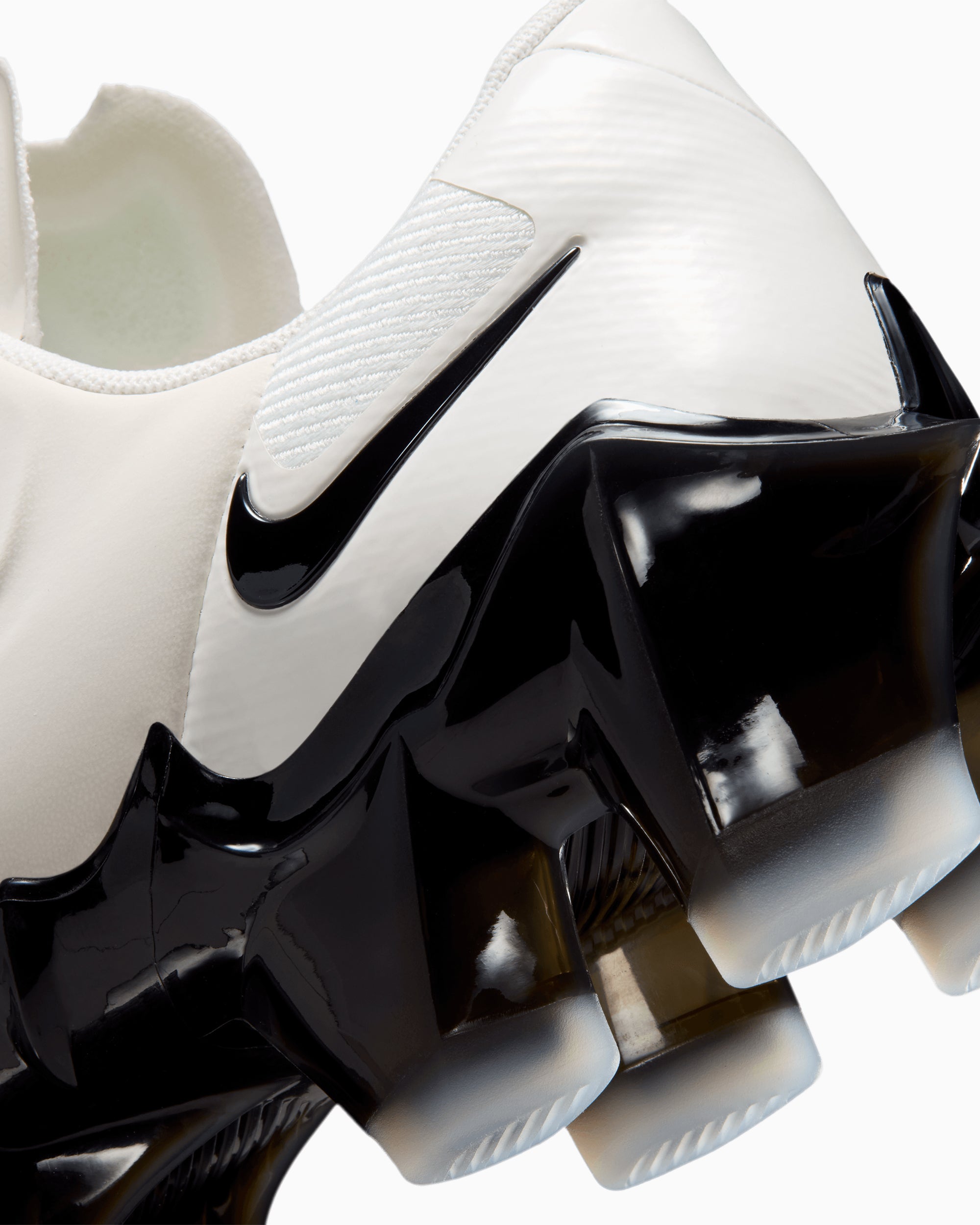 sneakers-nike-womens-first-