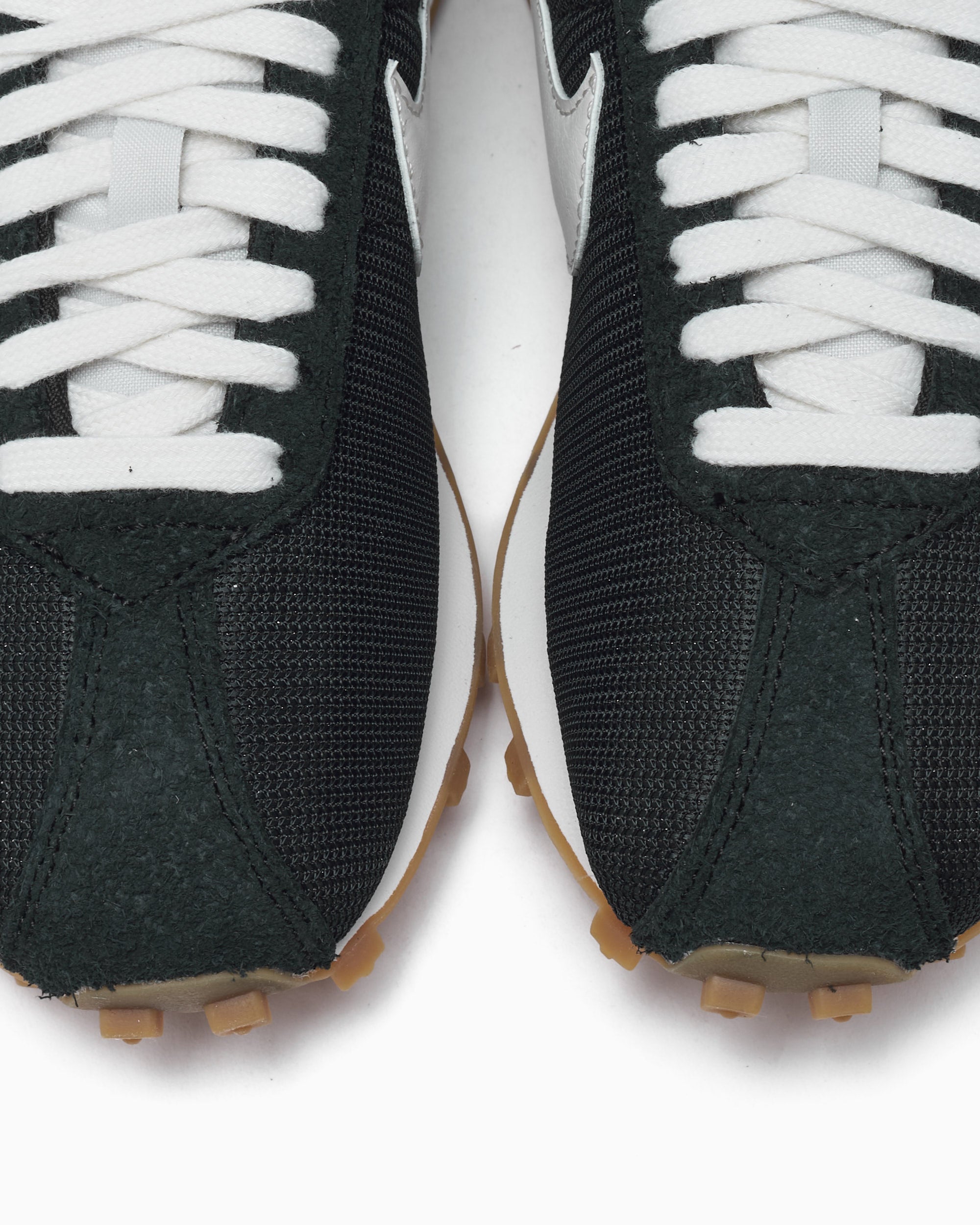 Nike Women's LD-1000