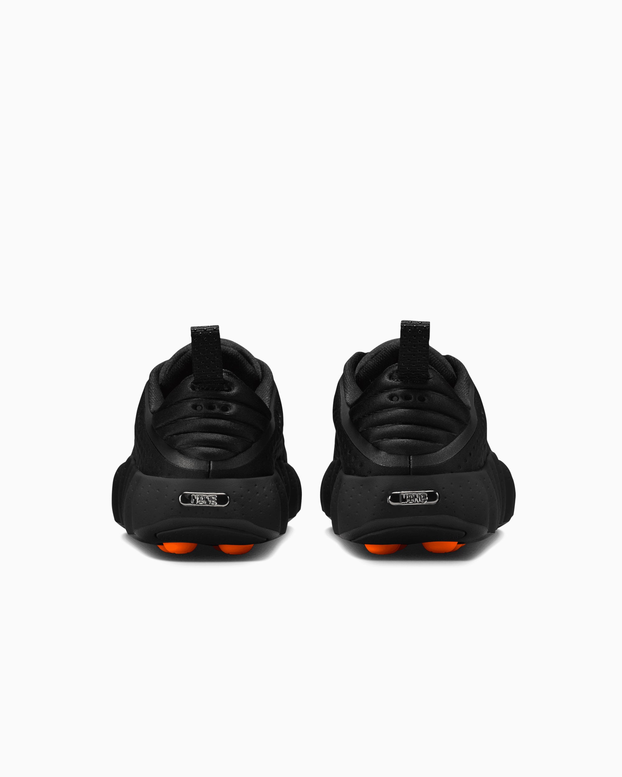 Nike Women's Mind 002 