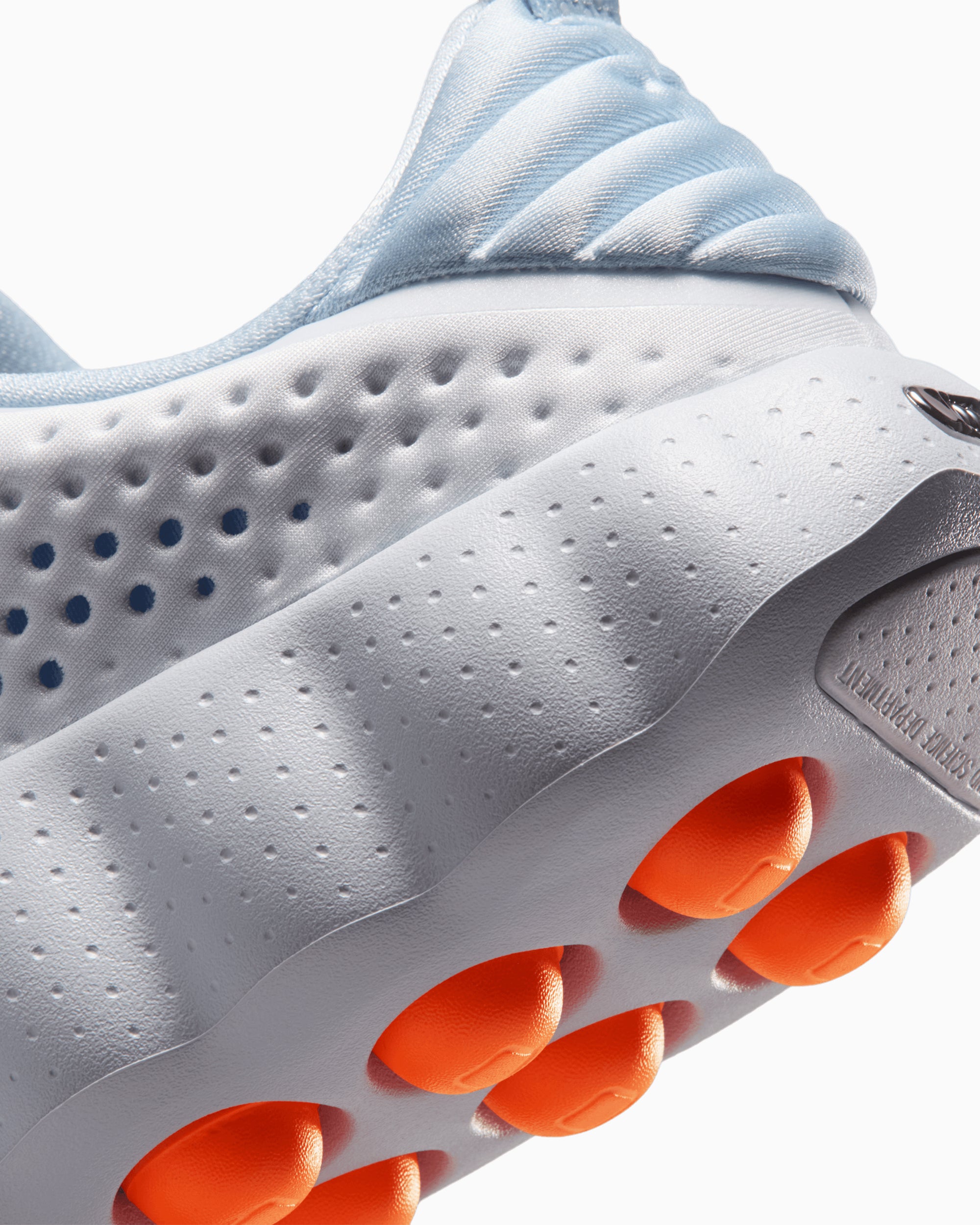 Nike Women's Mind 002