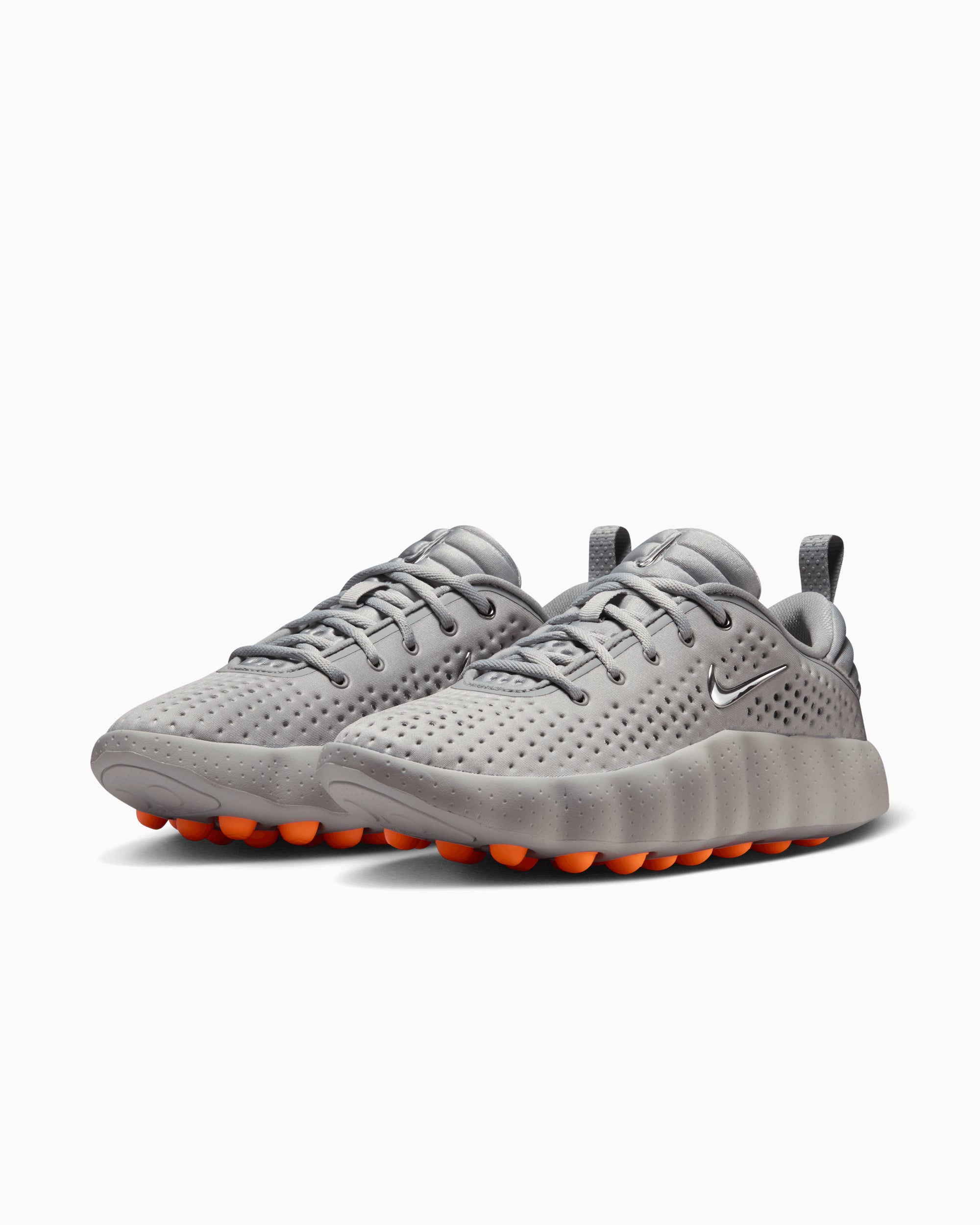Sneakers Nike Women's Mind 002 - HQ4310-003
