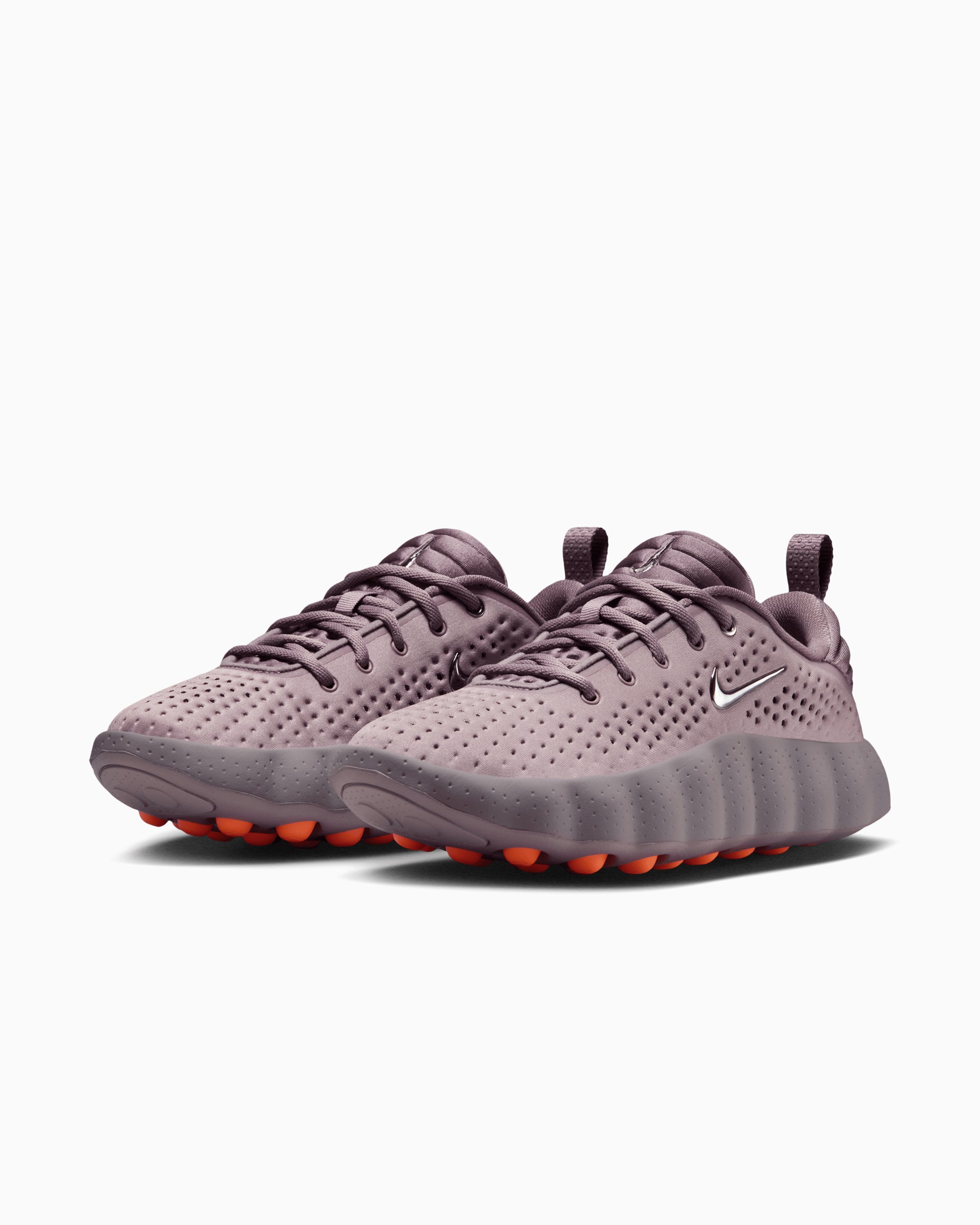 Sneakers Nike Women's Mind 002 - HQ4310-200