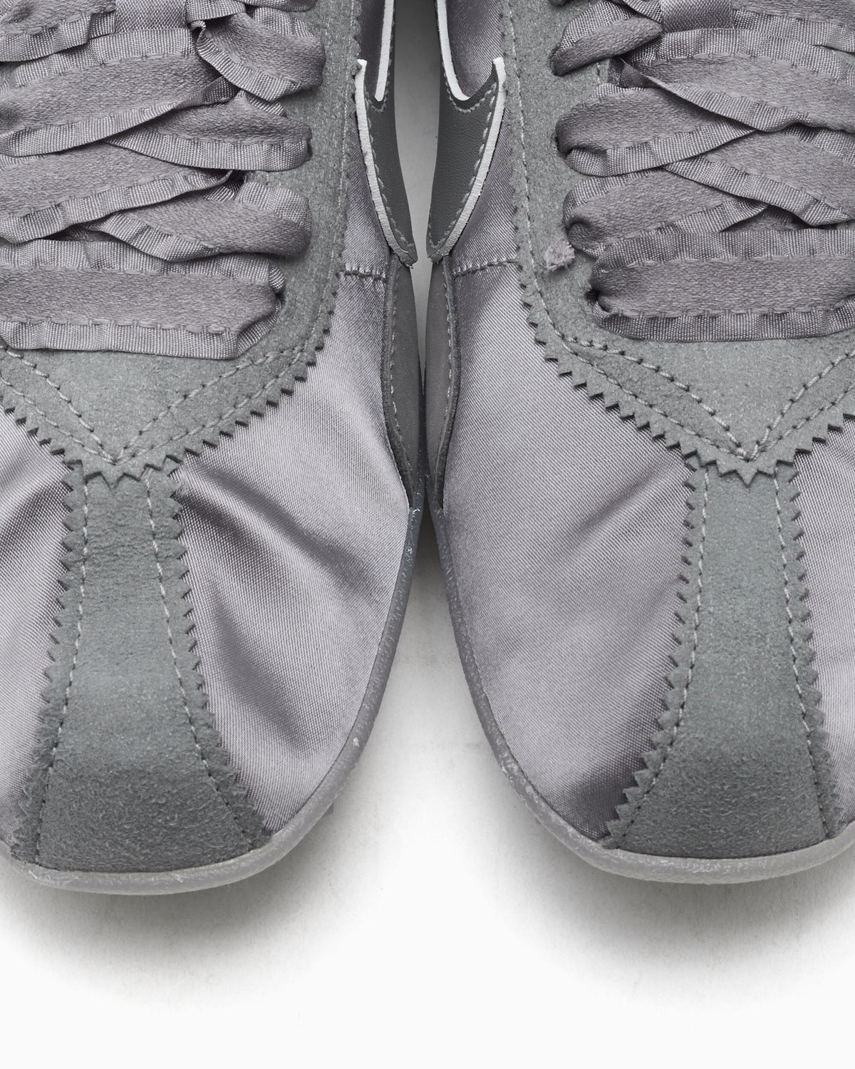 Sneakers Nike Women's Moon Shoe OG SE Satin - IV2503-001