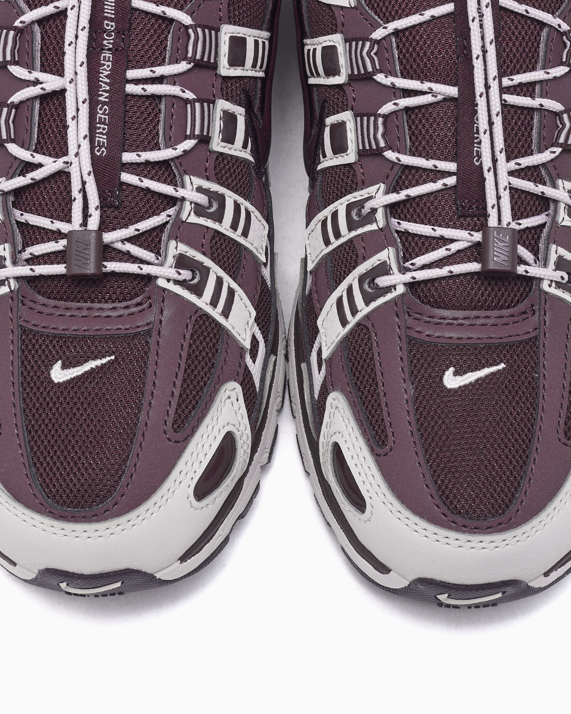 Nike Women's P-6000