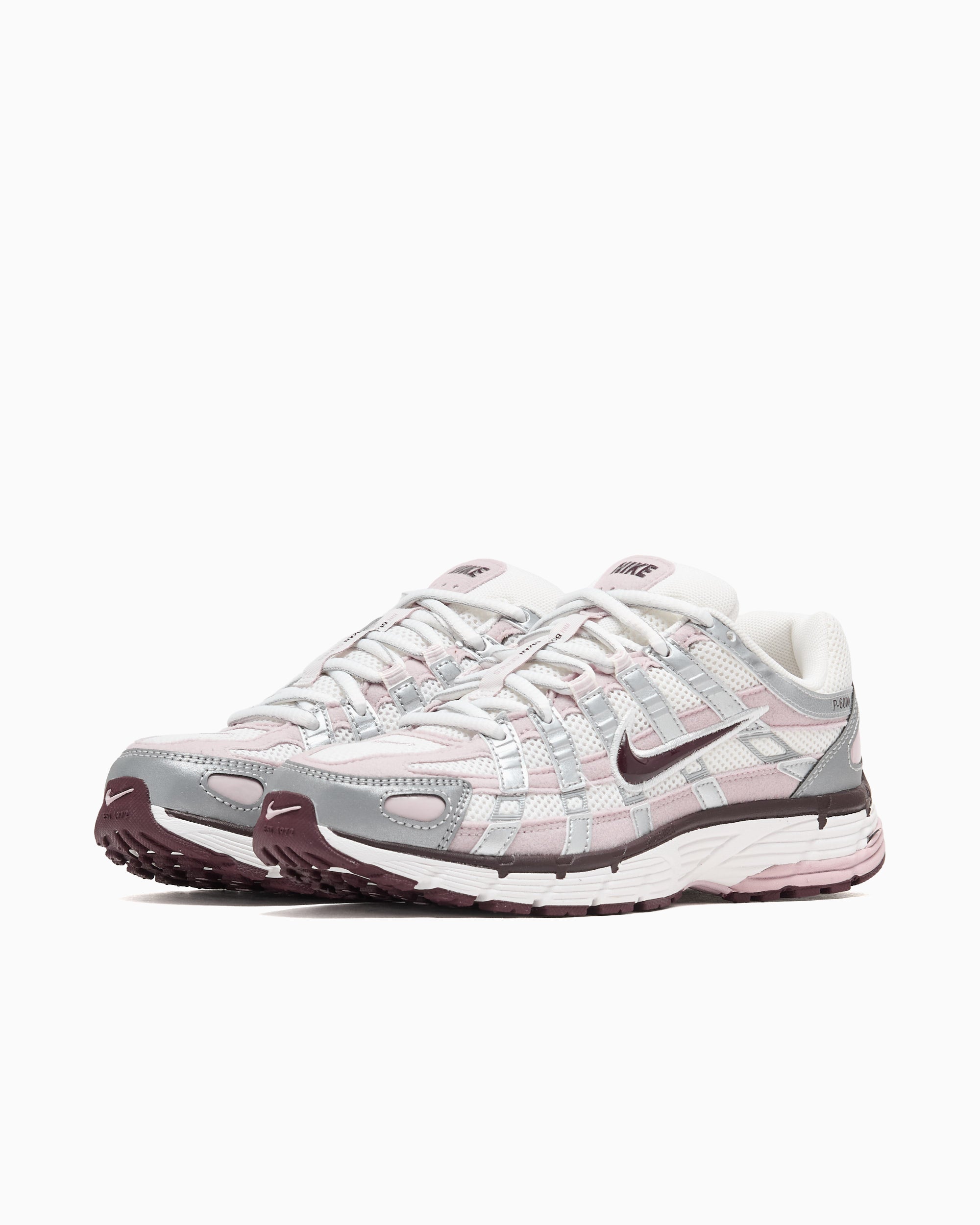 Sneakers Nike Women's P-6000 - IM6026-121