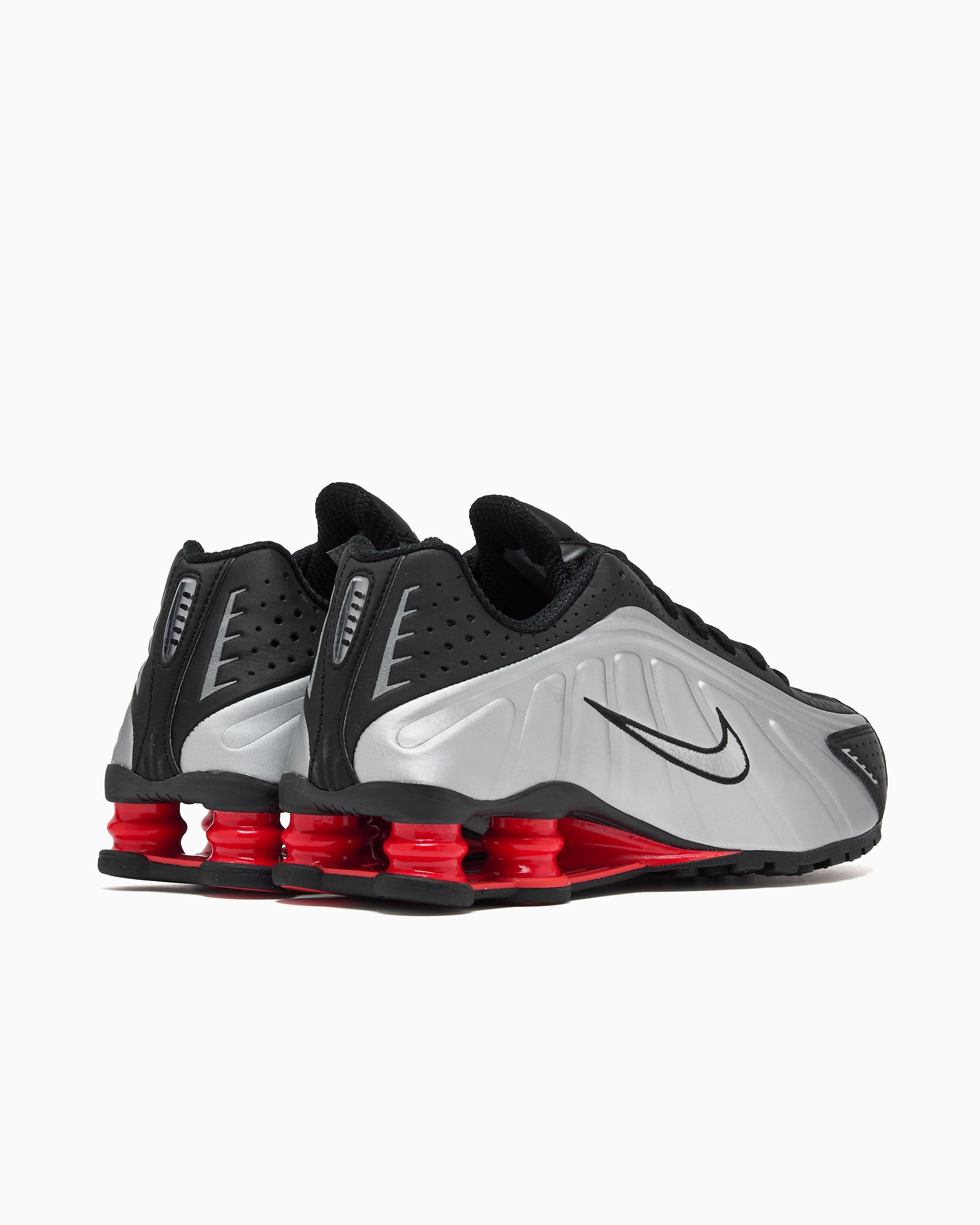 靴 Nike Women's Shox R4 Black/Whit Nike Women's Shox R4