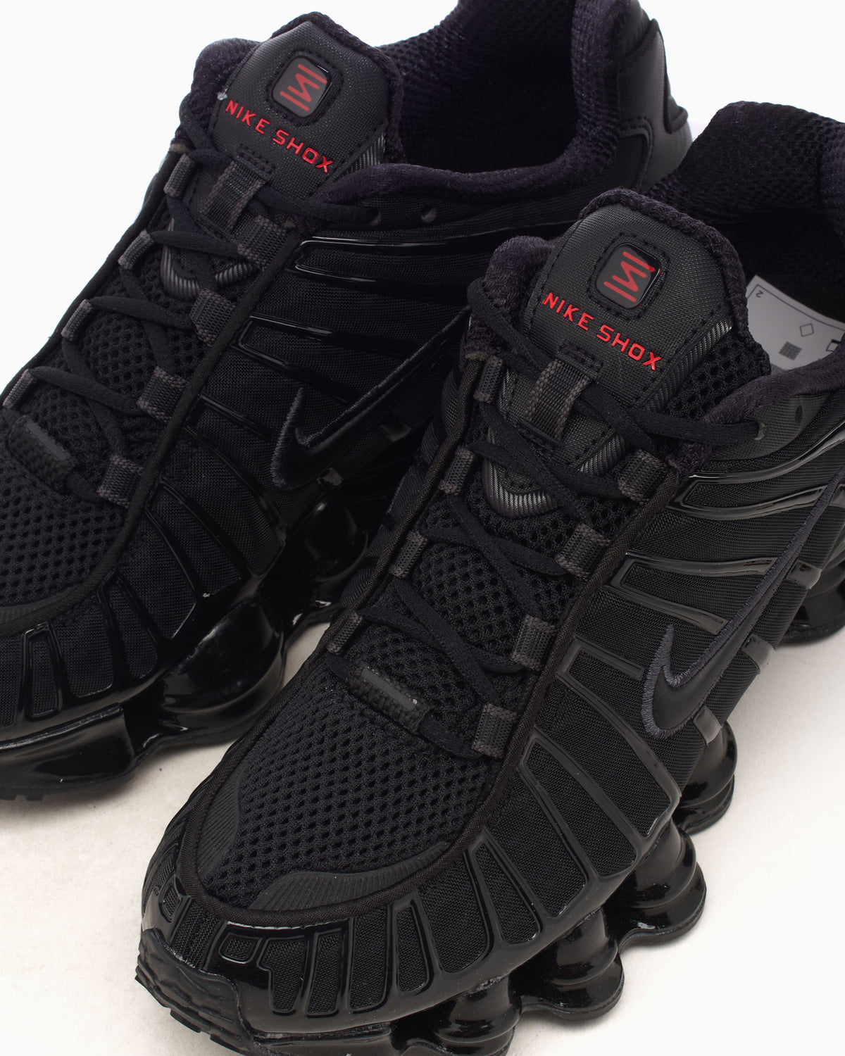 sneakers-nike-womens-shox-tl- 