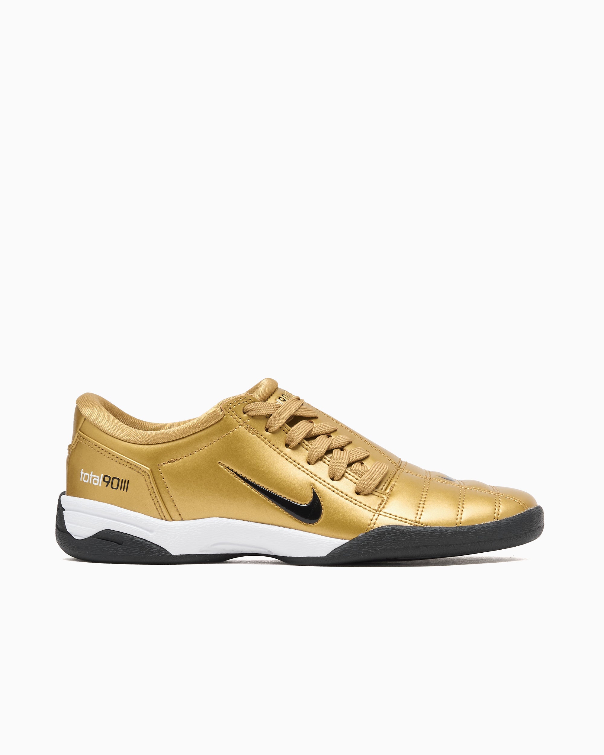 t Nike Women's Total 90