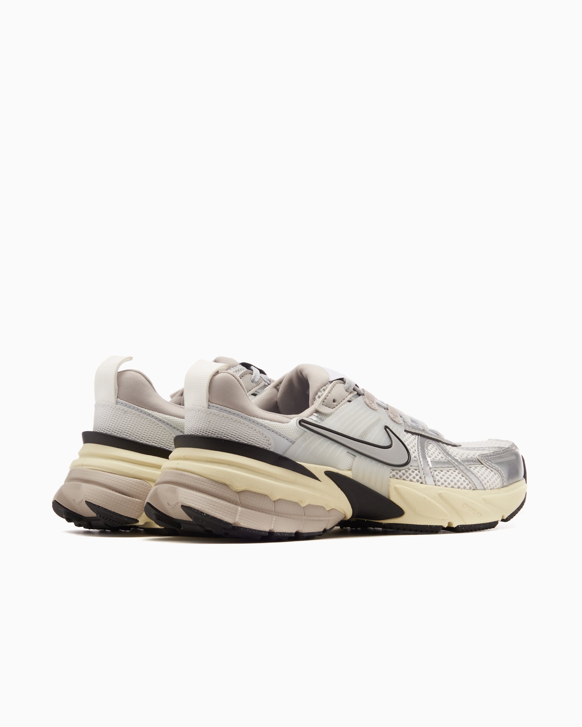 Nike Women's V2K Run