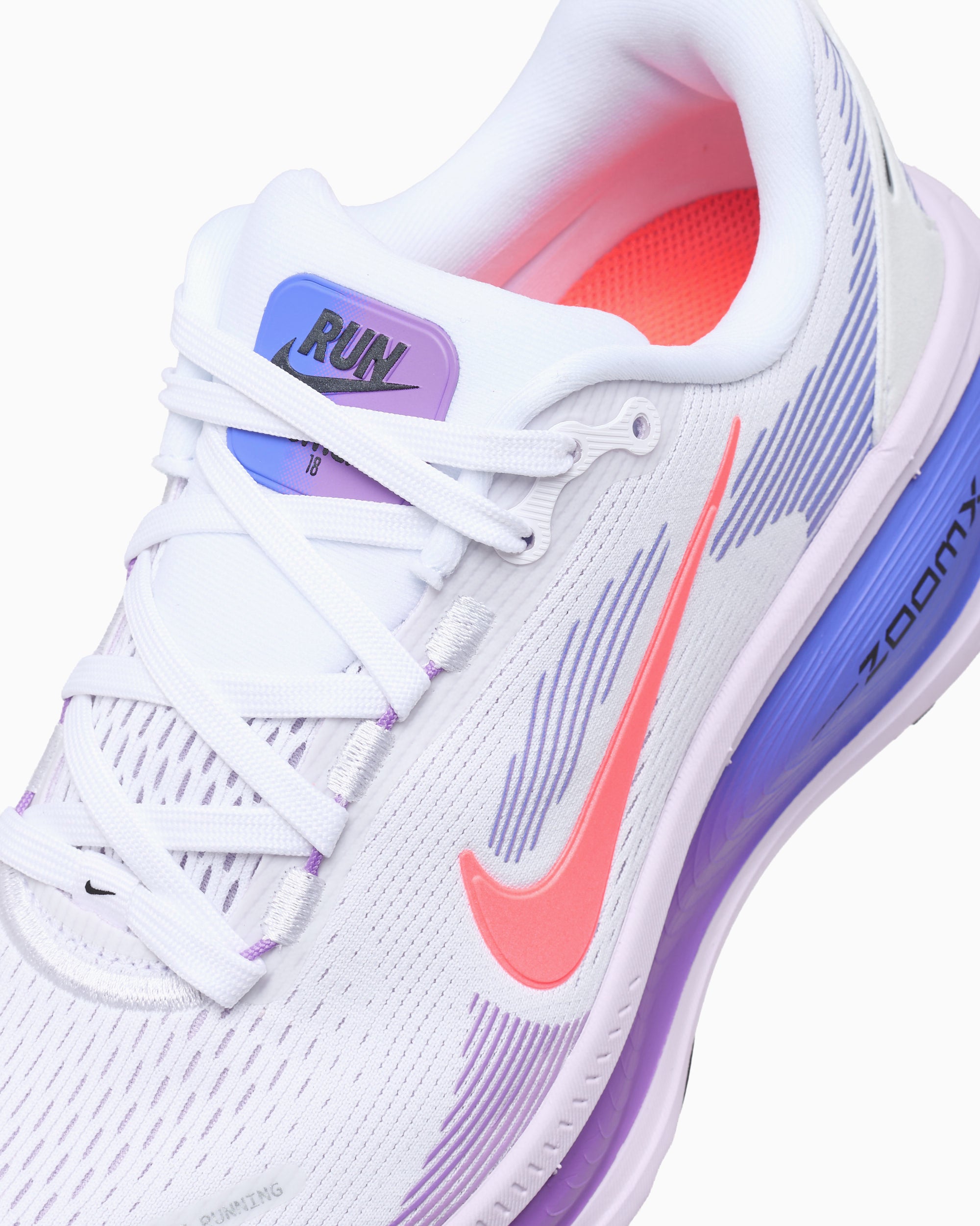 Nike Women's Vomero 18