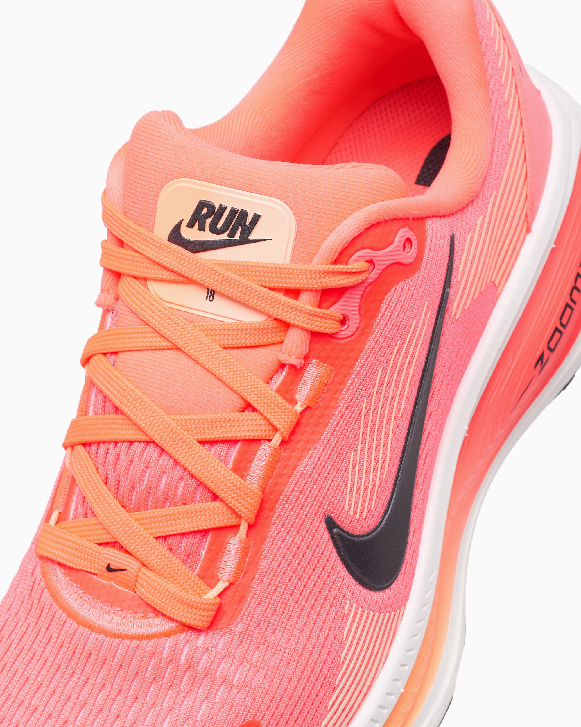 【超美品】NIKE ナイキ レディース シューズ VOMERO 18 　24cm Women's Nike Vomero 18 – Pacers Running