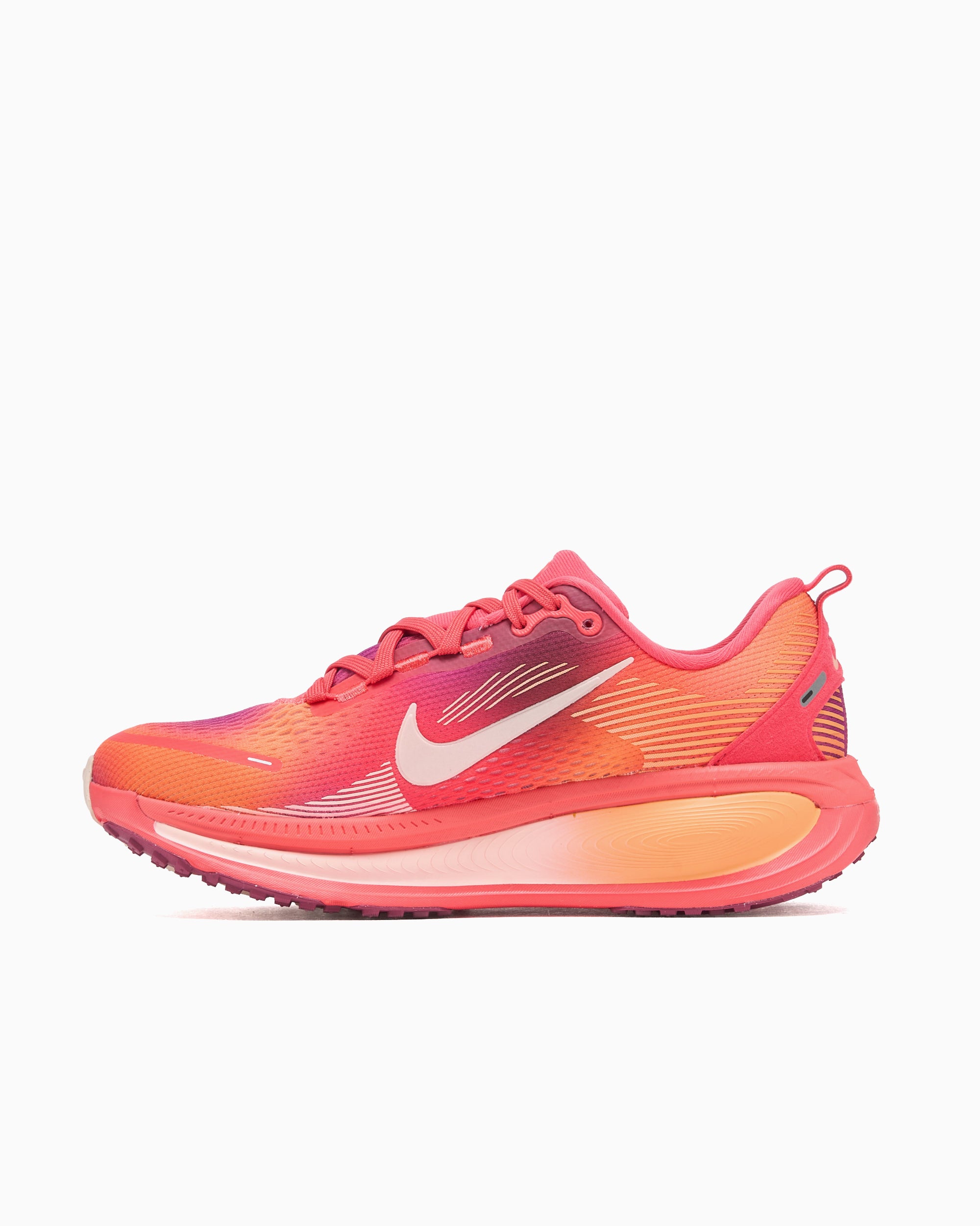sneakers-nike-womens-vomero-18