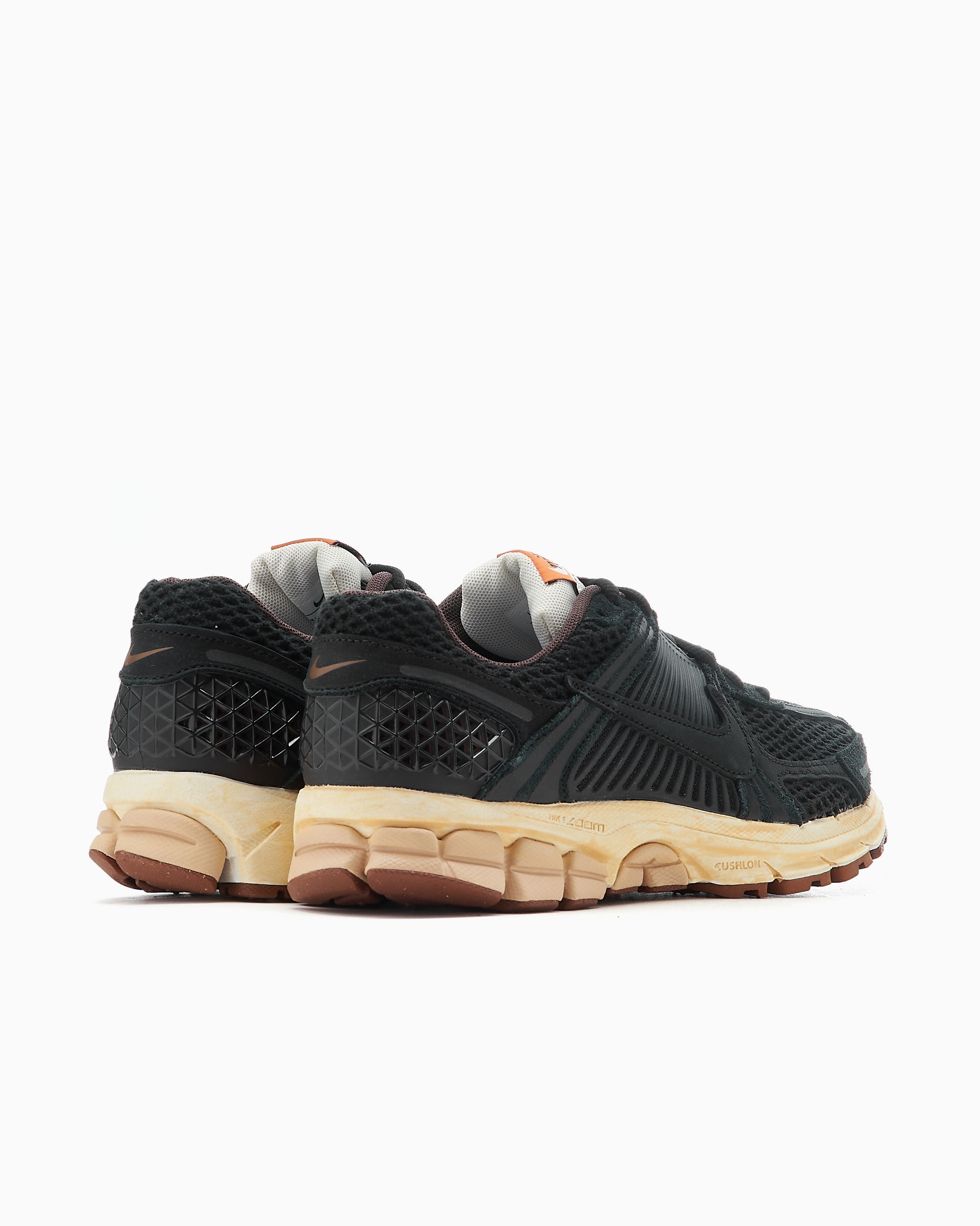 Nike Women's Zoom Vomero 5 Premium