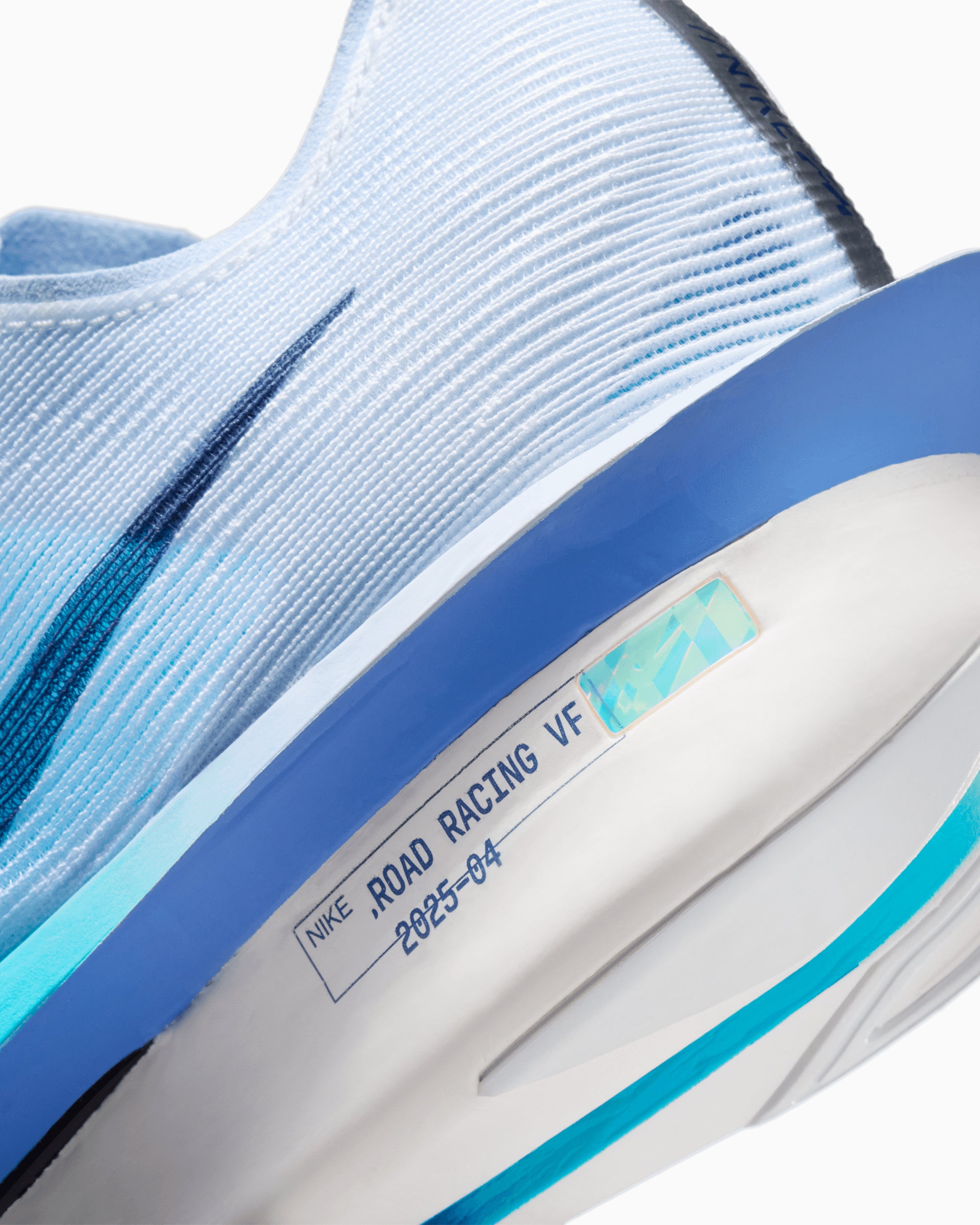 Nike Women's ZoomX Vaporfly Next% 4