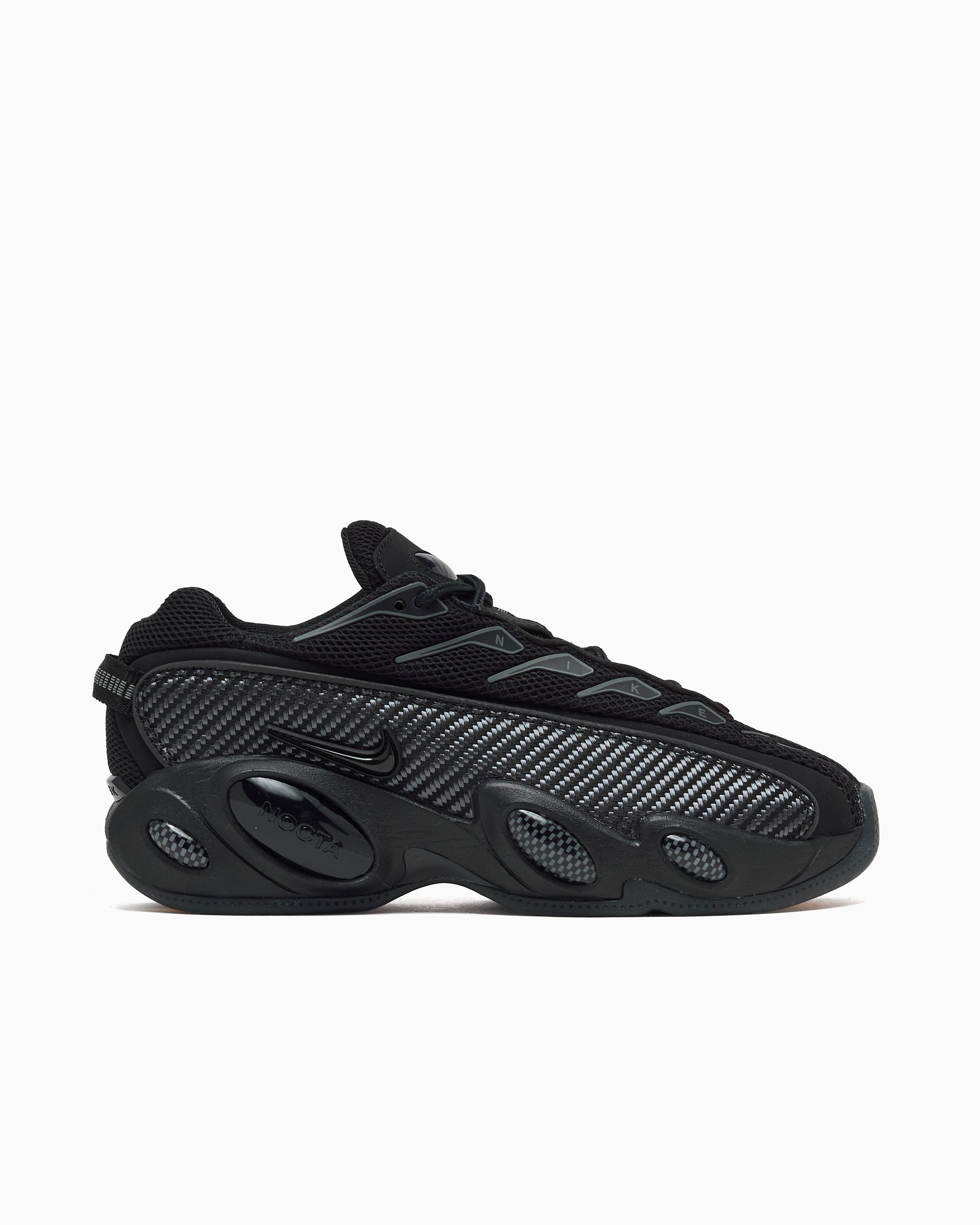 sneakers-nike-x-drake-nocta-