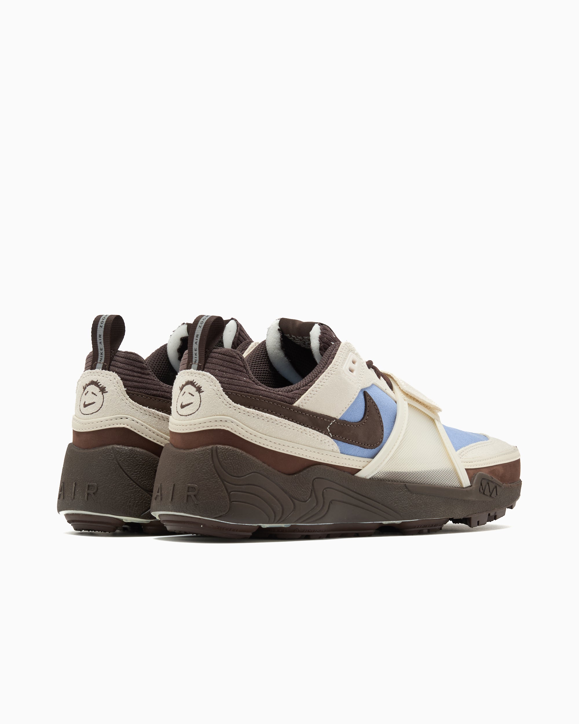 Nike x Travis Scott Zoom Field Jaxx 