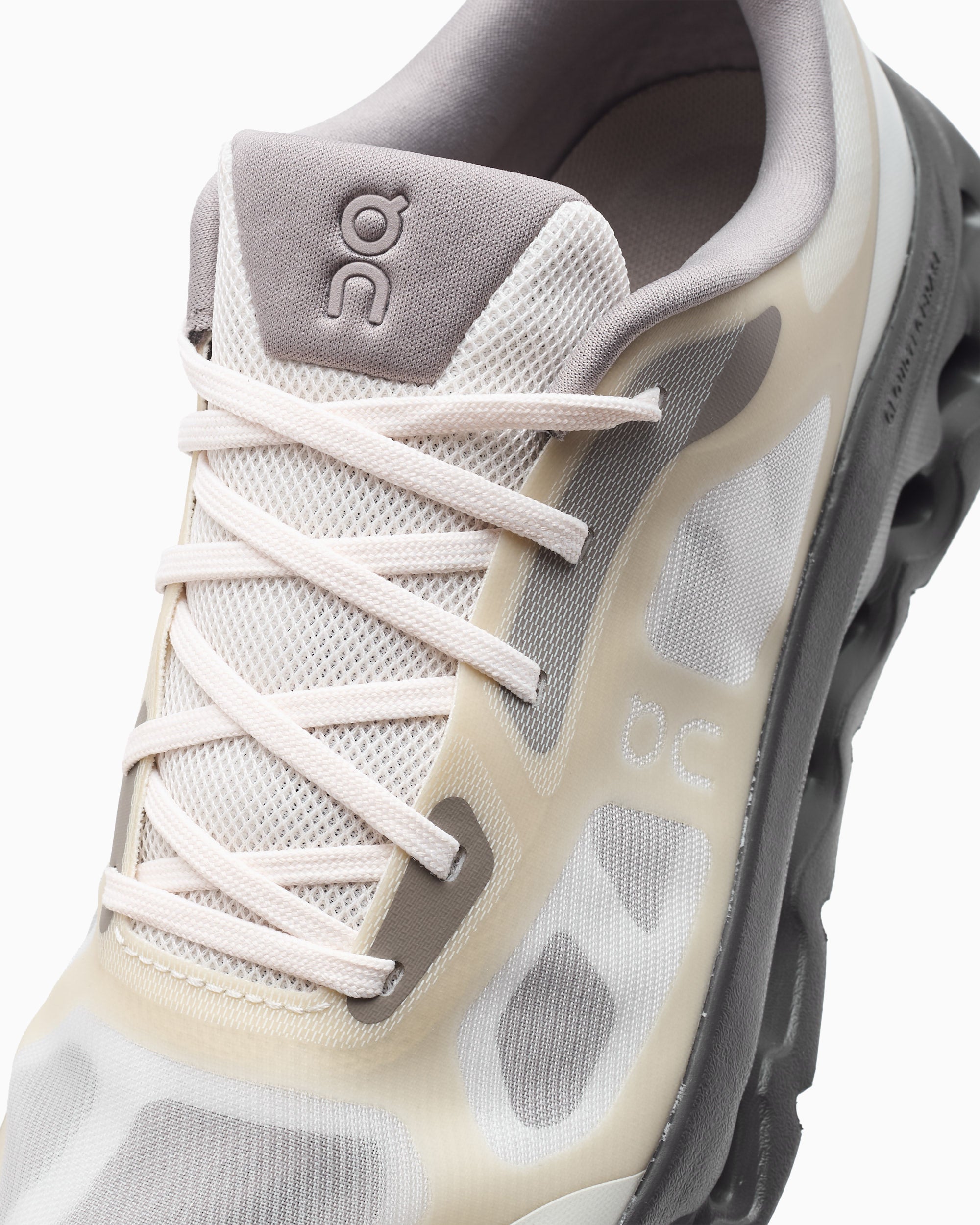 Sneakers On Cloudtilt Remix - 3MG10274822