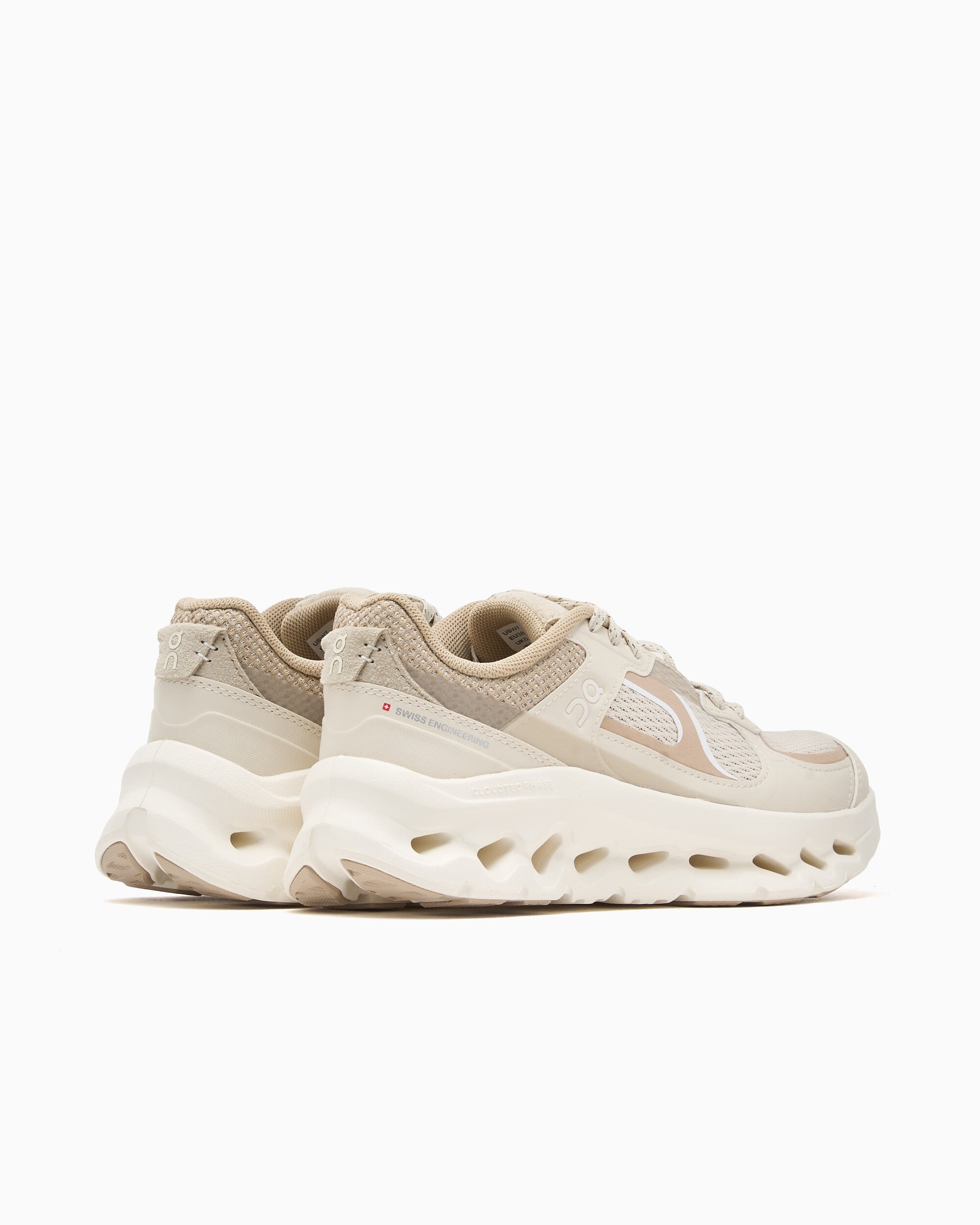Sneakers On Women's Cloudtilt Arc - 3WG30315224