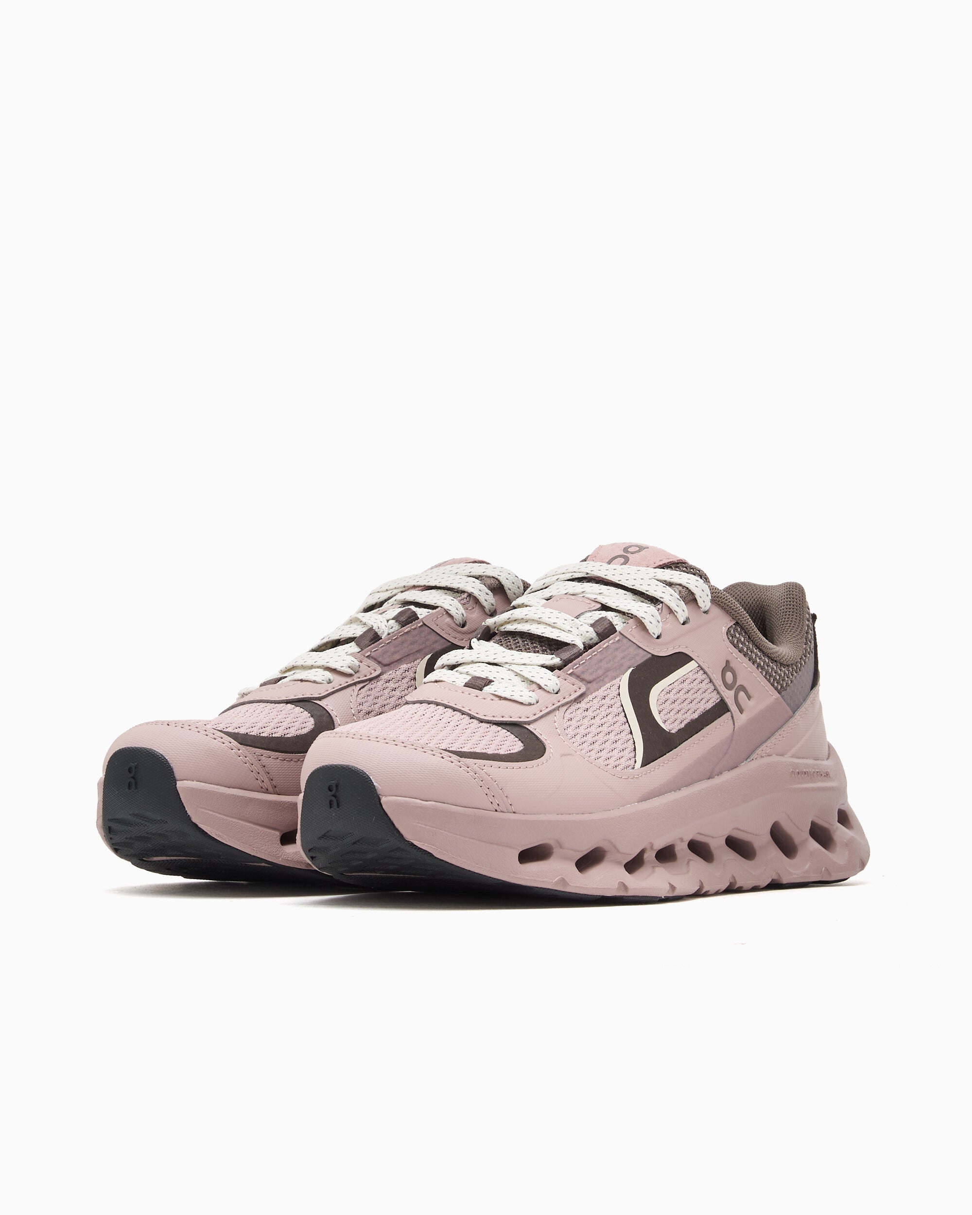 Sneakers On Women's Cloudtilt Arc - 3WG30315227