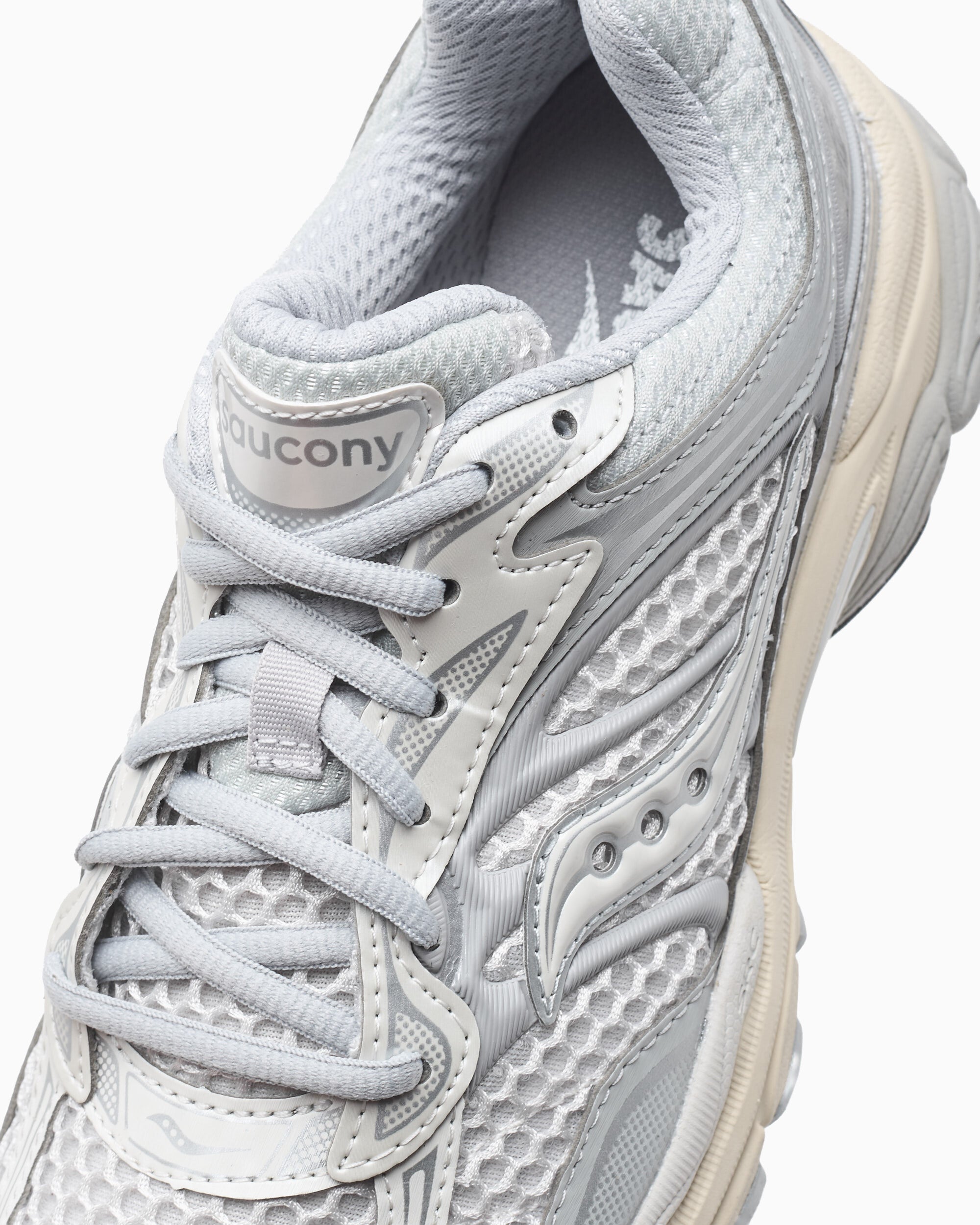 Sneakers Saucony Progrid OMNI 9 - S101245-1140