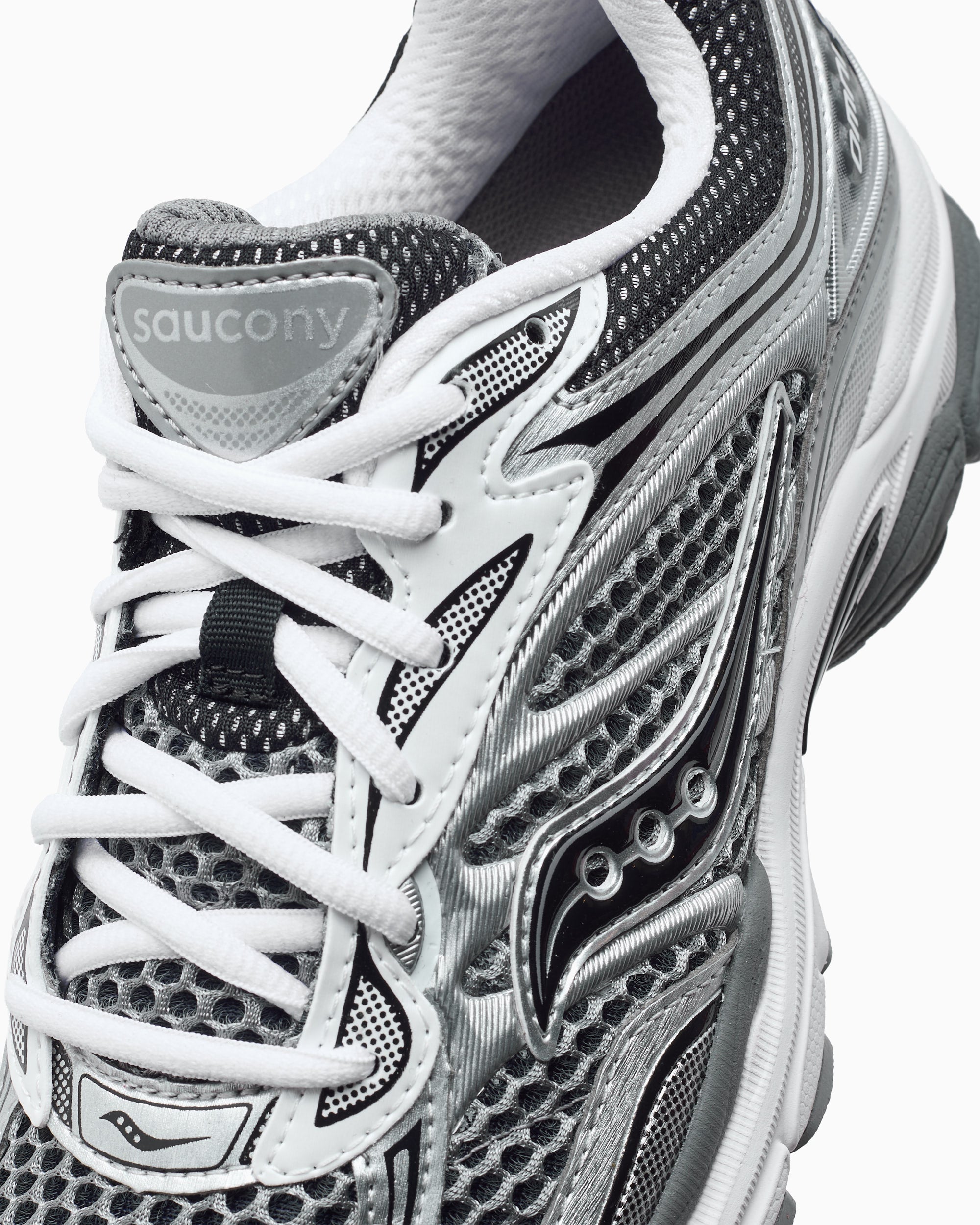 Sneakers Saucony Progrid OMNI 9 - S70739-42