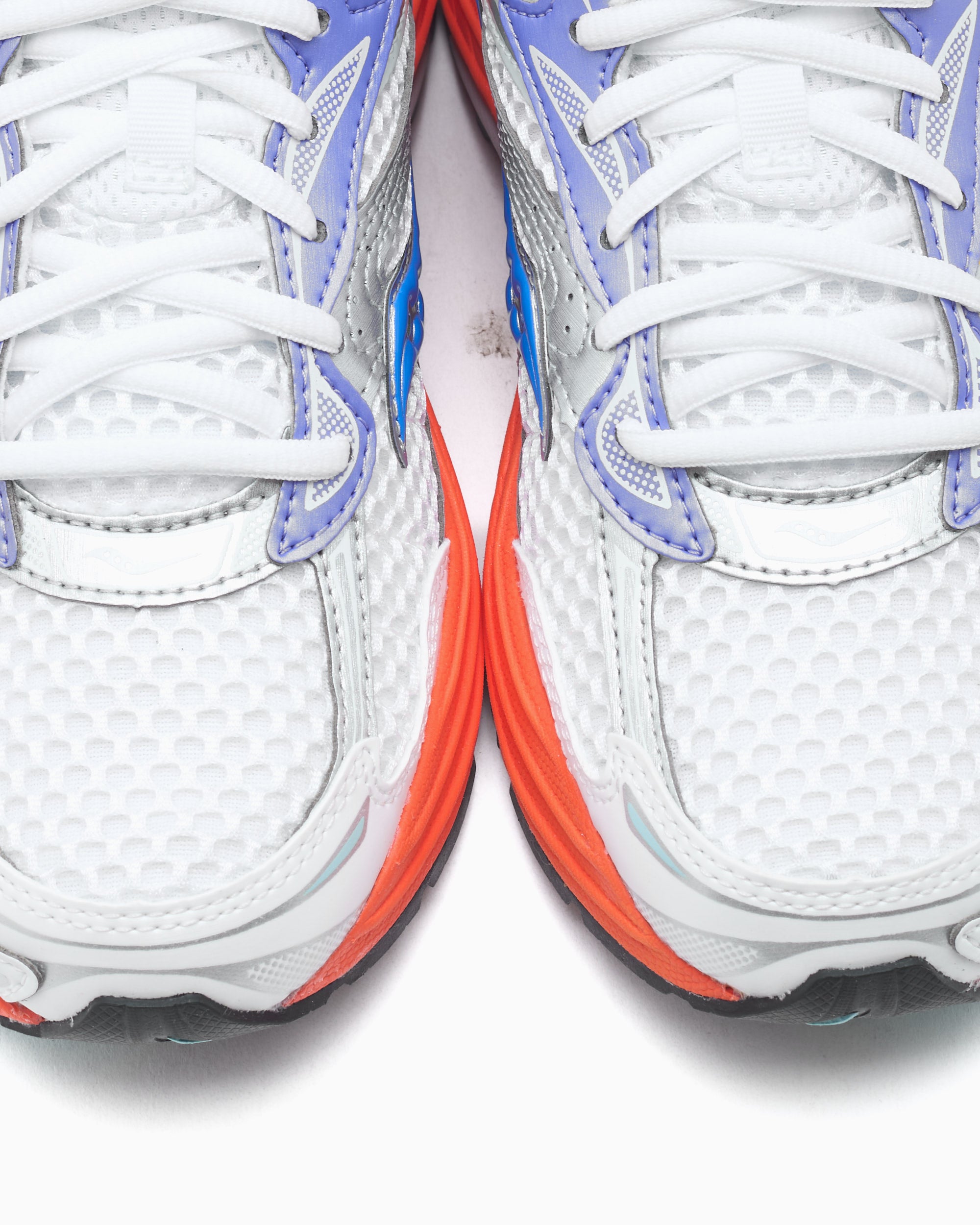 Sneakers Saucony Progrid OMNI 9 - S70739-52