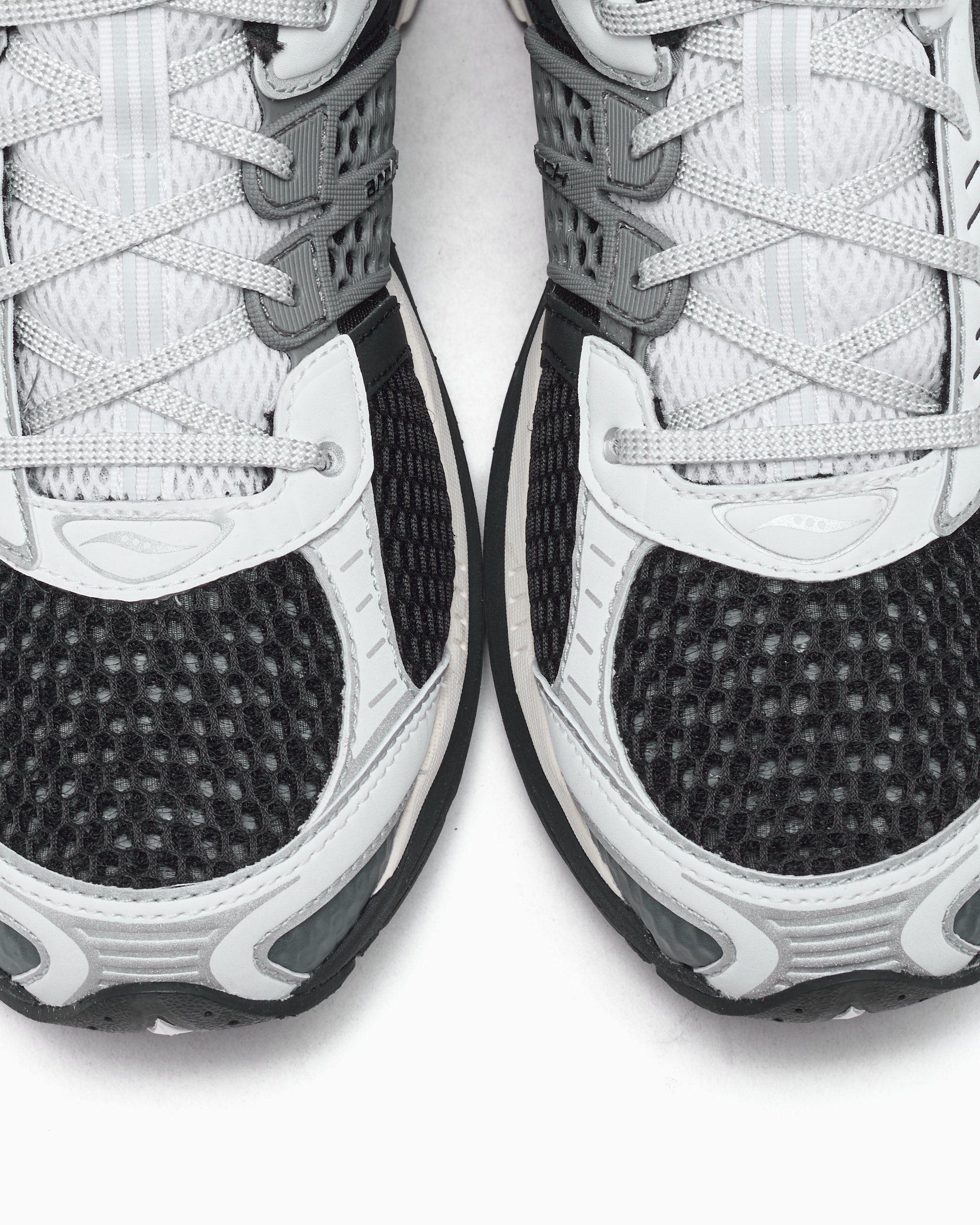 Sneakers Saucony Progrid Paramount - S70948-1