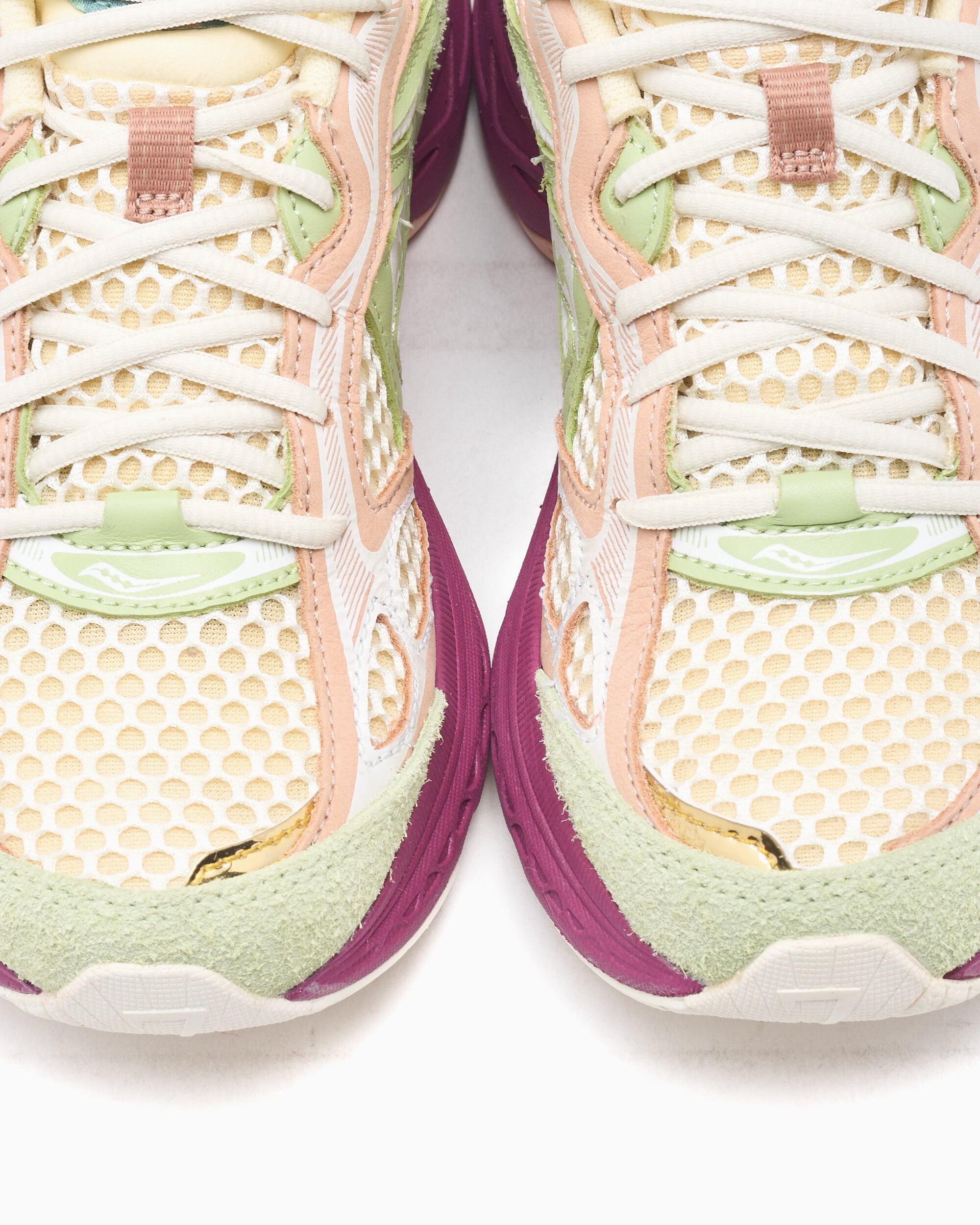 Saucony x Stan Birch Progrid Guide 7 
