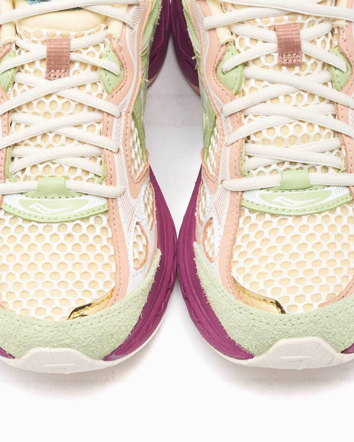 Sneakers Saucony x Stan Birch Progrid Guide 7 "Stand Out" - S71070-2
