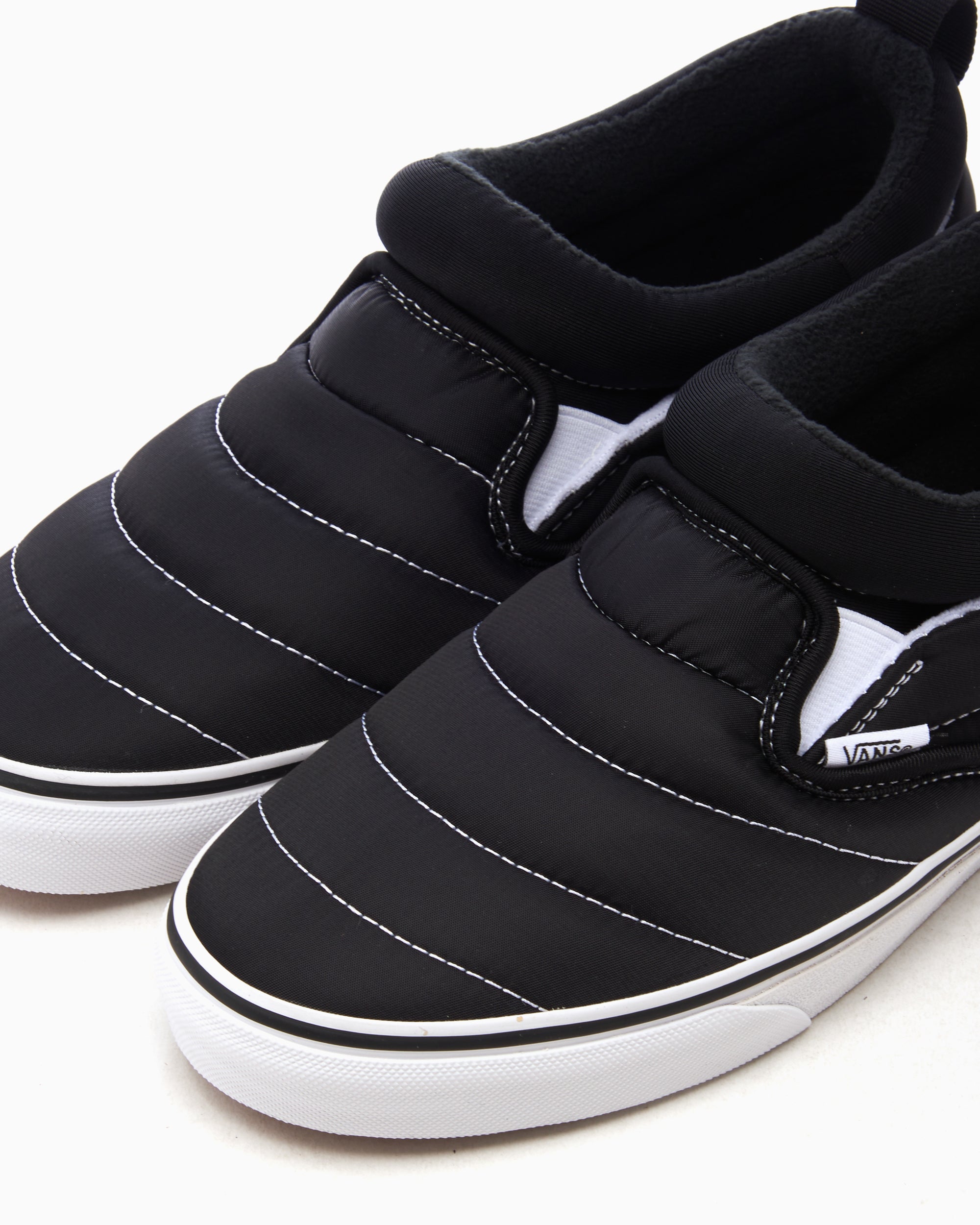 Sneakers Vans Slip-On Mid - VN0009QUBA21