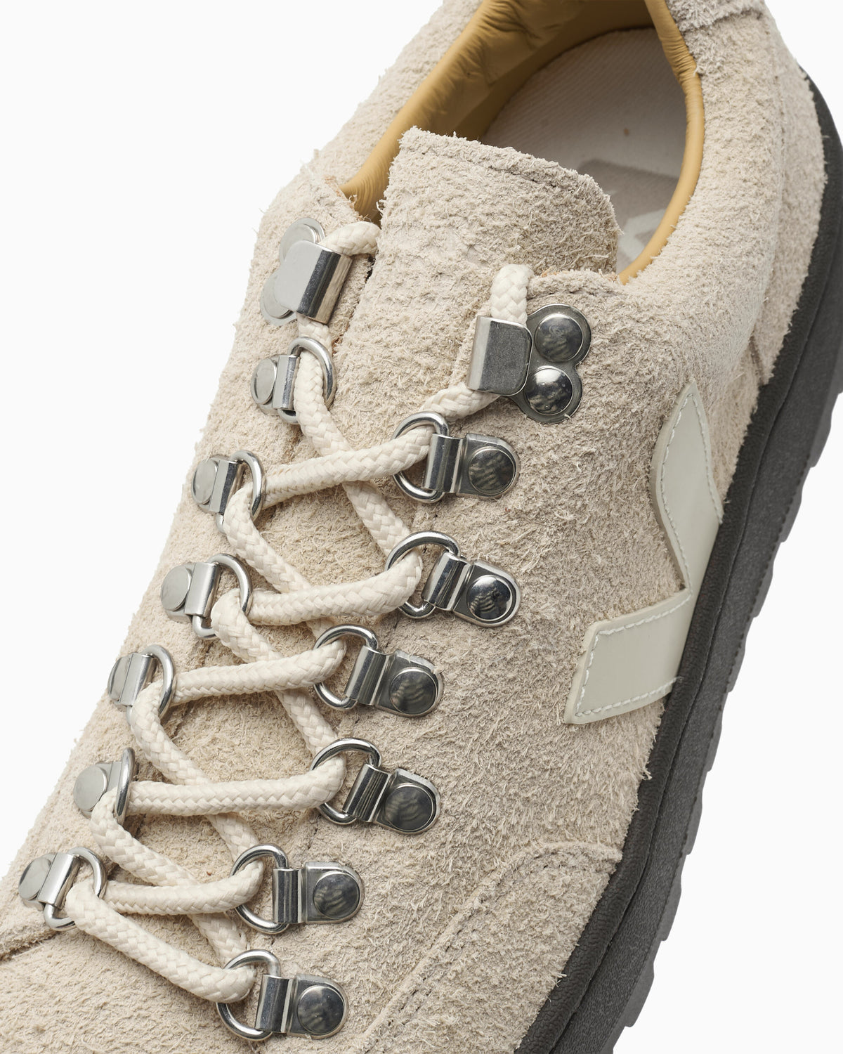 Sneakers Veja Atlas "Almond Eagle" - AT0321948B