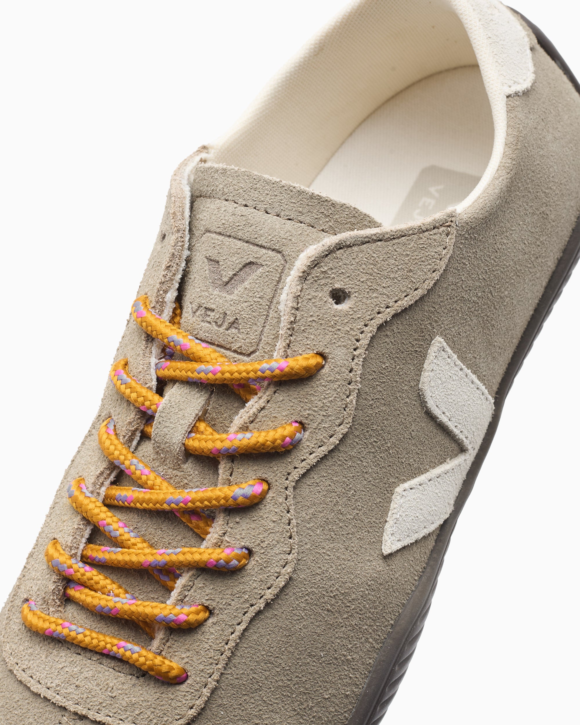 sneakers-veja-womens-jitsu-