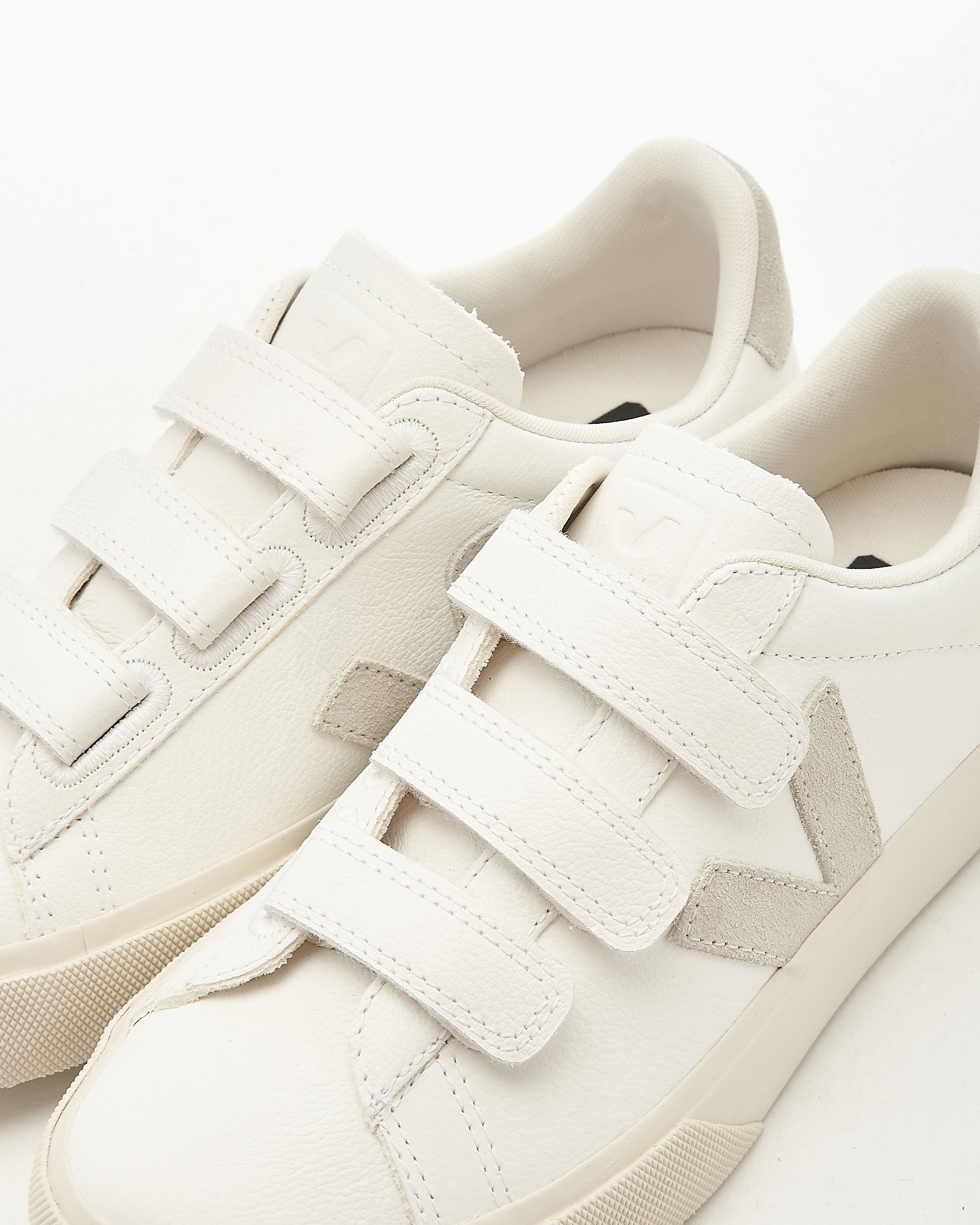 Veja Women's Recife Chromefree Leather