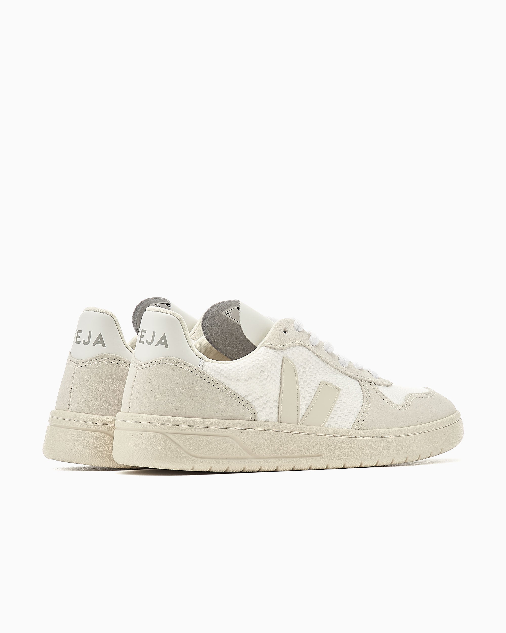 Veja Women's V-10 B-Mesh