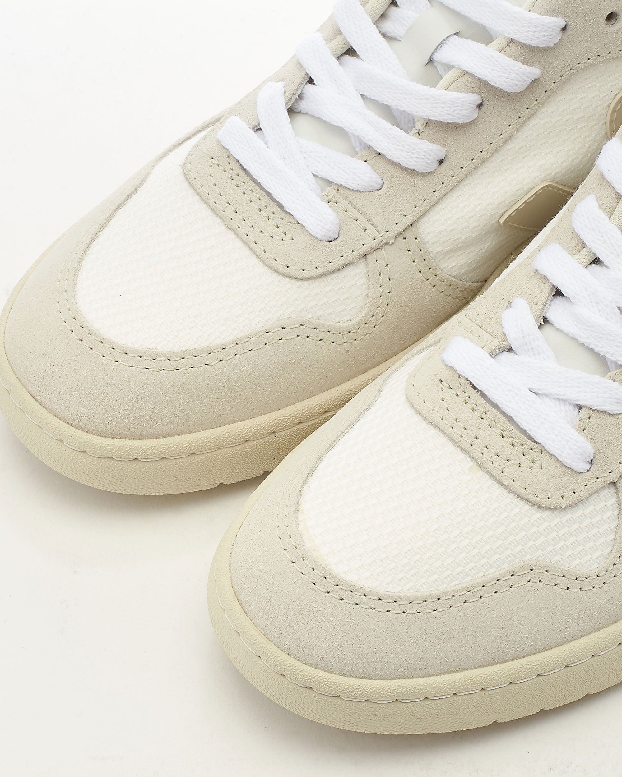 Veja Women's V-10 B-Mesh