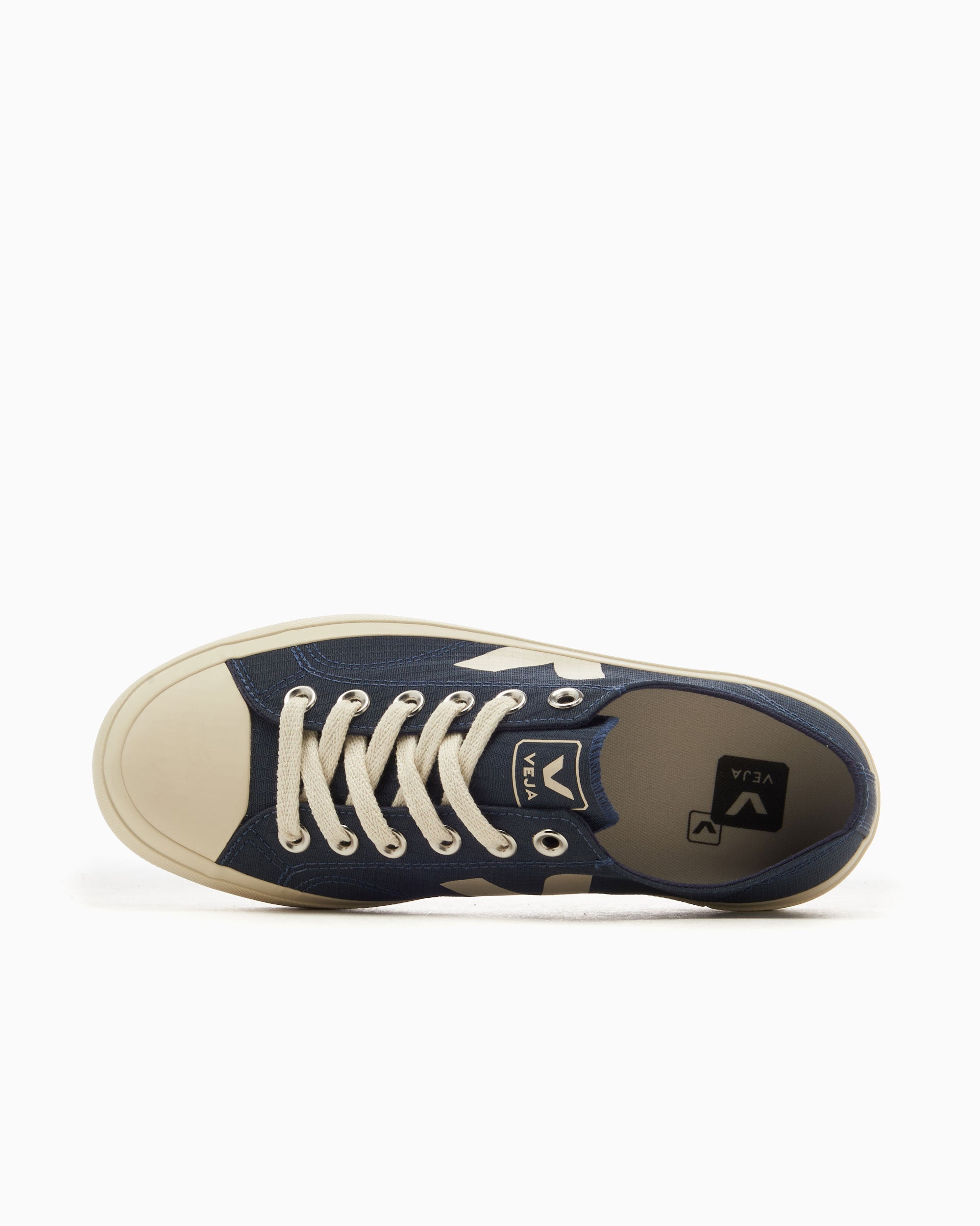 Veja Women's Wata II Low Ripstop