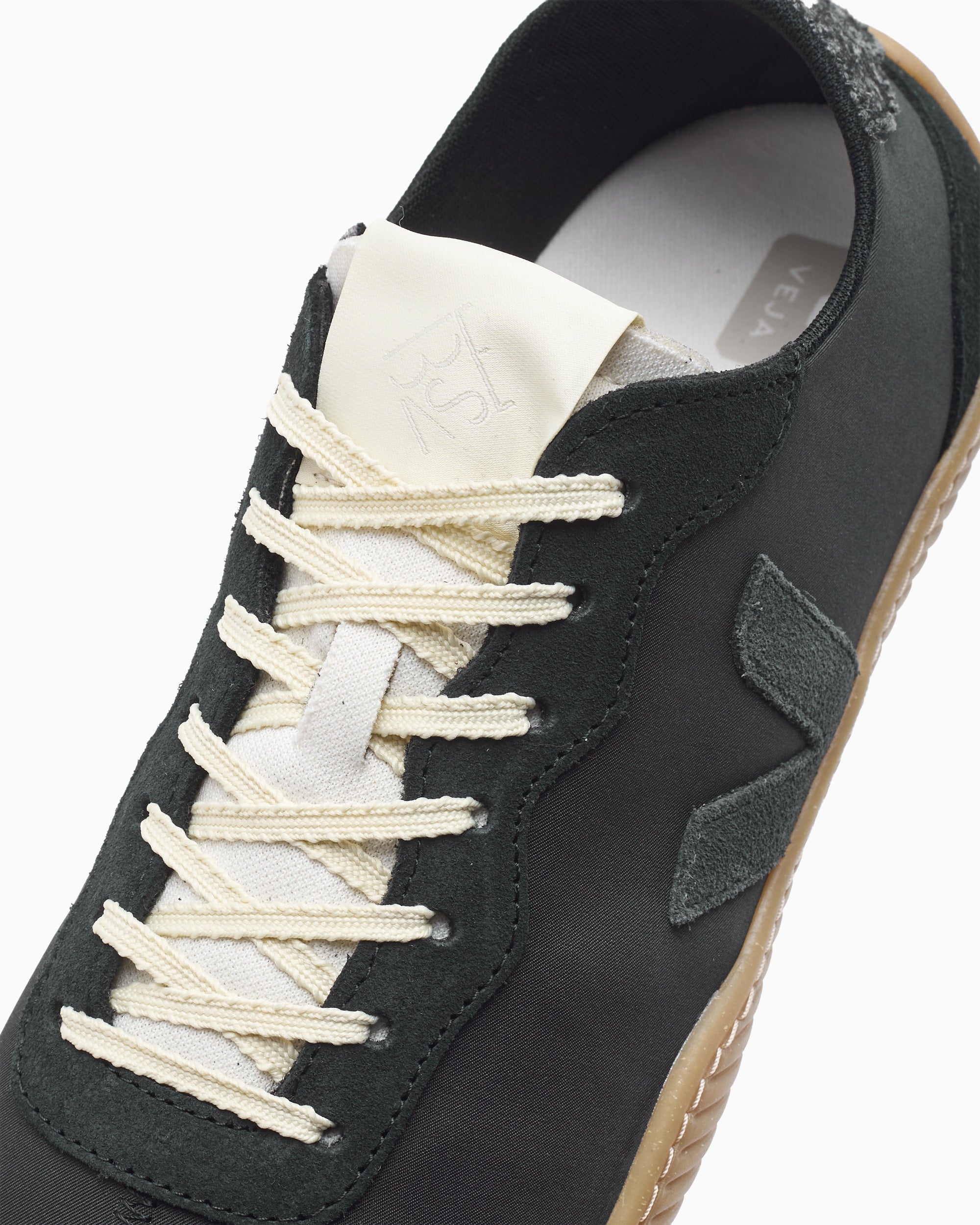 Veja x Baserange Women's Jitsu Nolyn