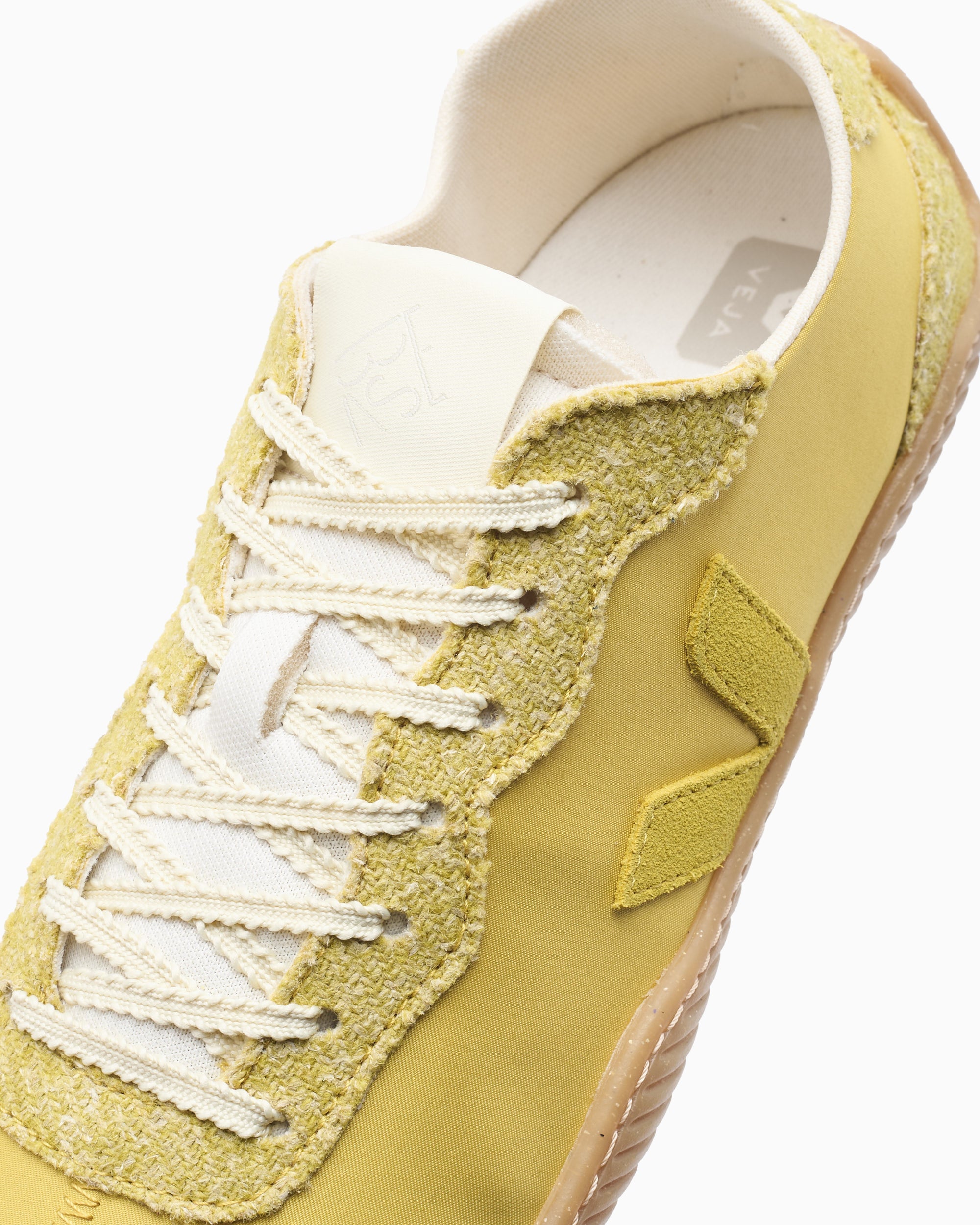 プラノアシュランYouthly Care Veja x Baserange Women's Jitsu Nolyn