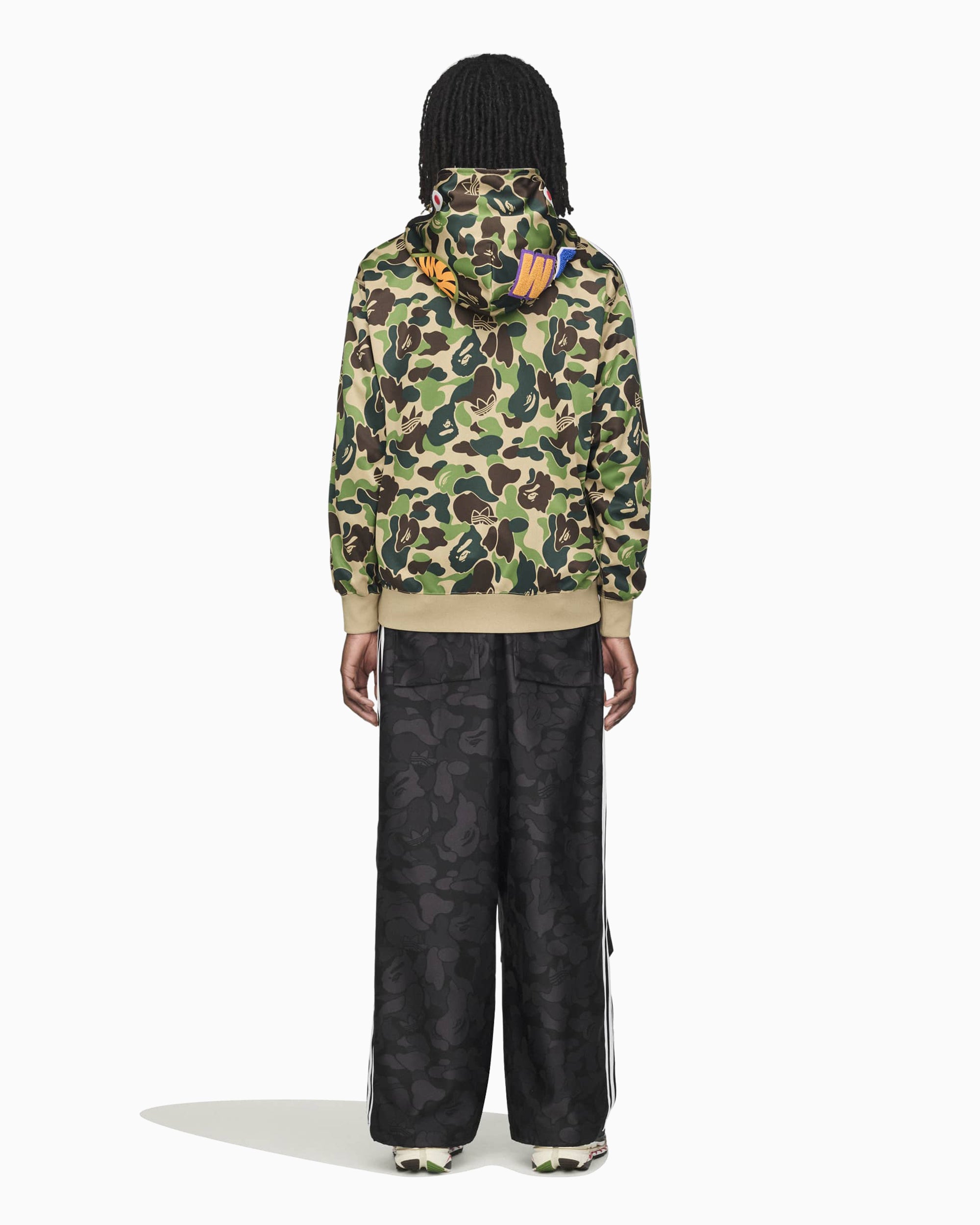 Sweatshirts adidas Originals x BAPE Shark Graphic Relaxed Men's Zip-Up Sweatshirt - KF4916