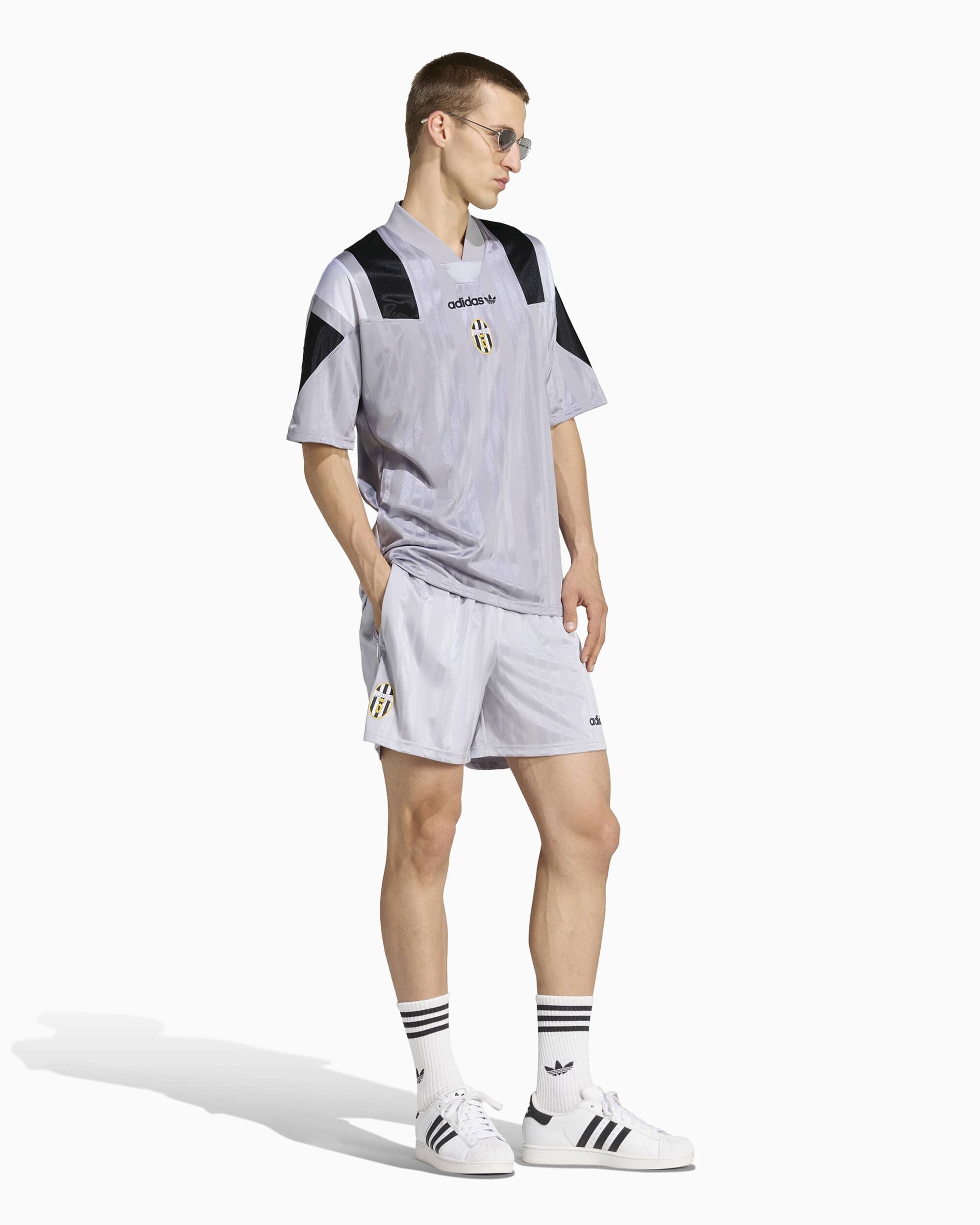 T-Shirts adidas Originals Juventus Turin EQT Relaxed Men's Jersey T-Shirt - KF9826
