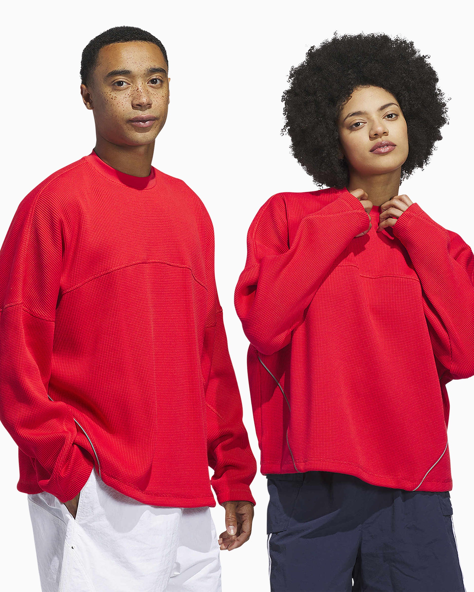 adidas Originals La Cienega Long-Sleeved Relaxed Unisex T-Shirt