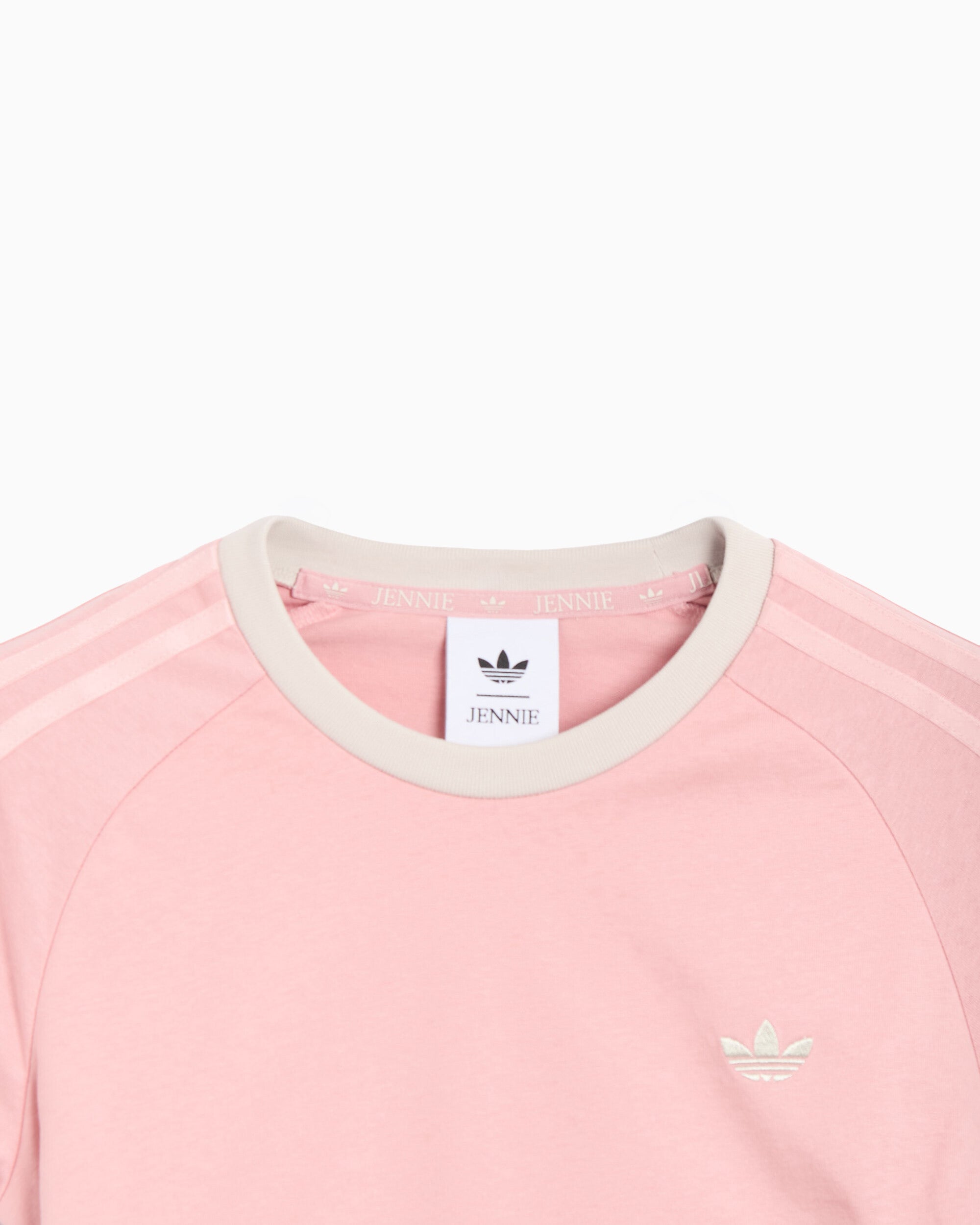 adidas Originals x JENNIE Adiluna Season 2 Slim Women's T-Shirt adidas Originals x JENNIE Adiluna Season 2 Slim Women's T-Shirt