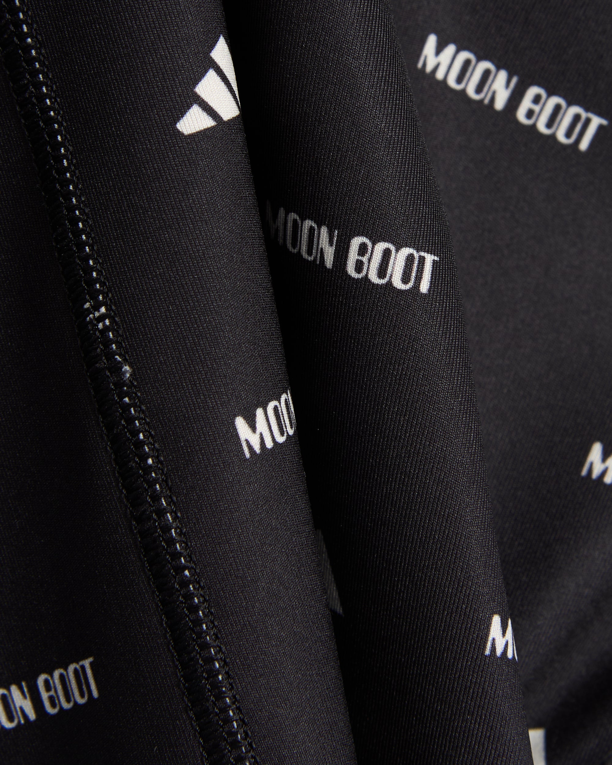 T-Shirts adidas Originals x Moon Boot Logo Long-Sleeved Slim Women's T-Shirt - JM6507