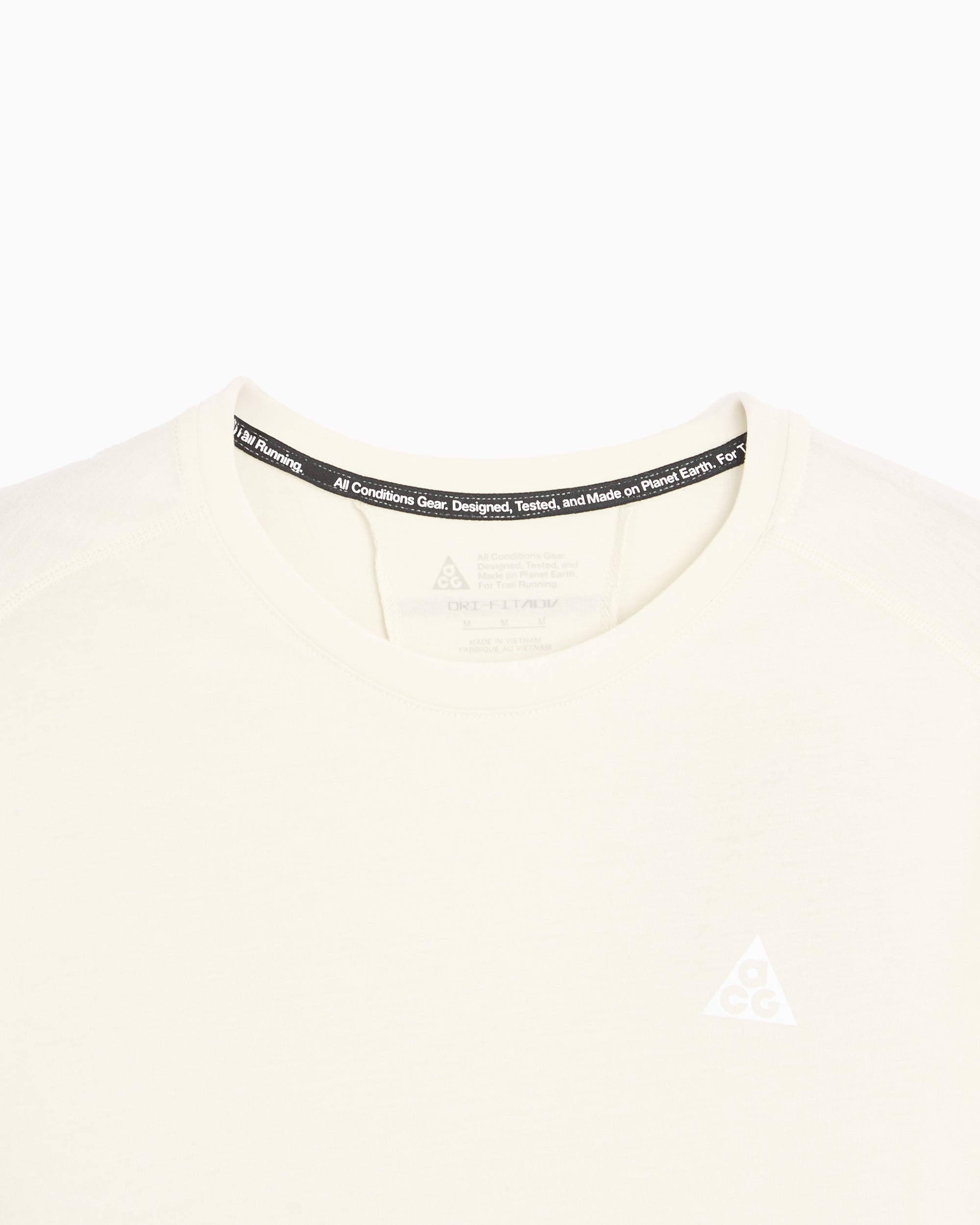 T-Shirts Nike ACG Running Dri-FIT "Solar Chase" Men's T-Shirt - IO9677-020